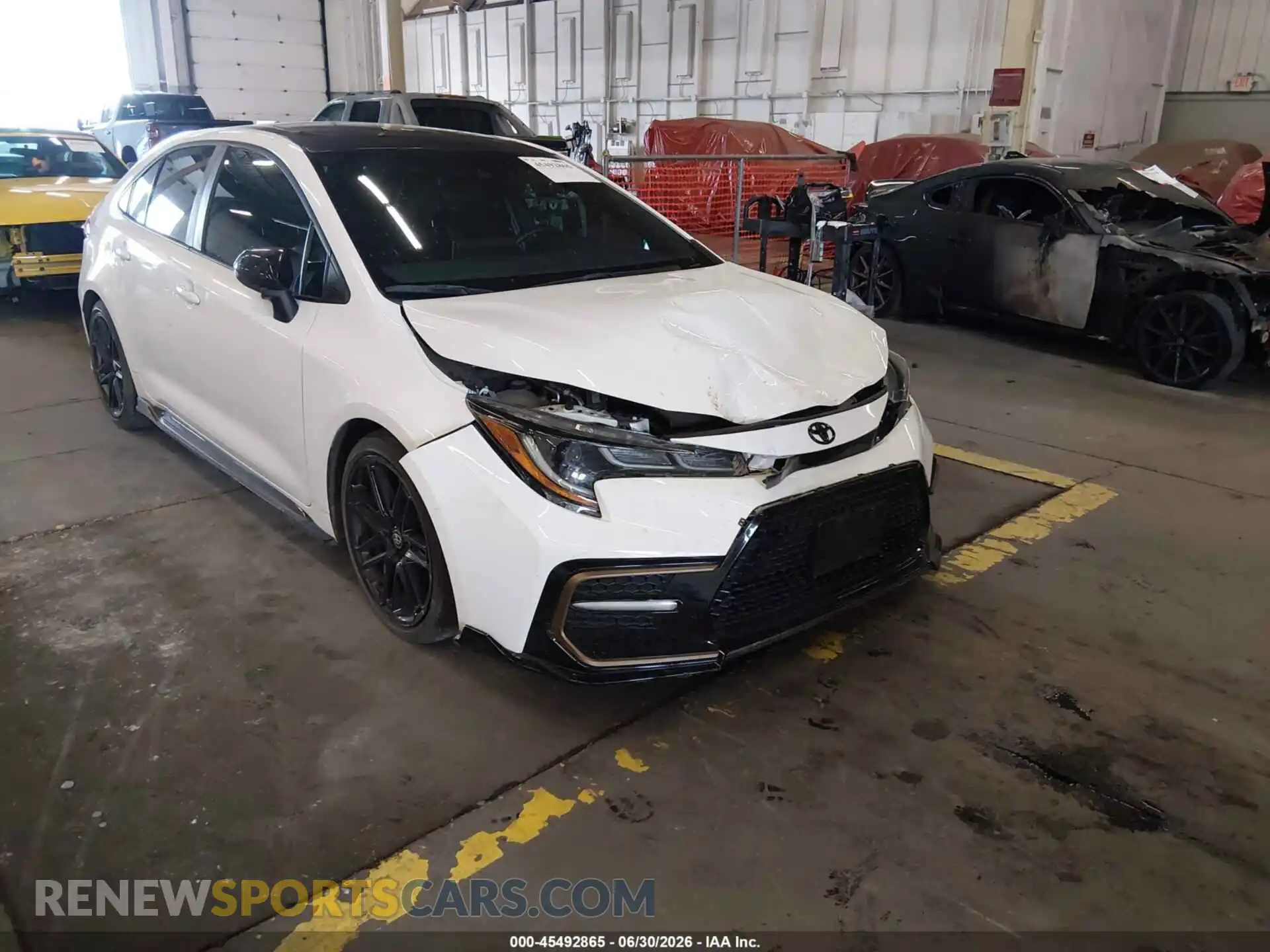 1 Photograph of a damaged car 5YFT4MCE7NP112730 TOYOTA COROLLA 2022
