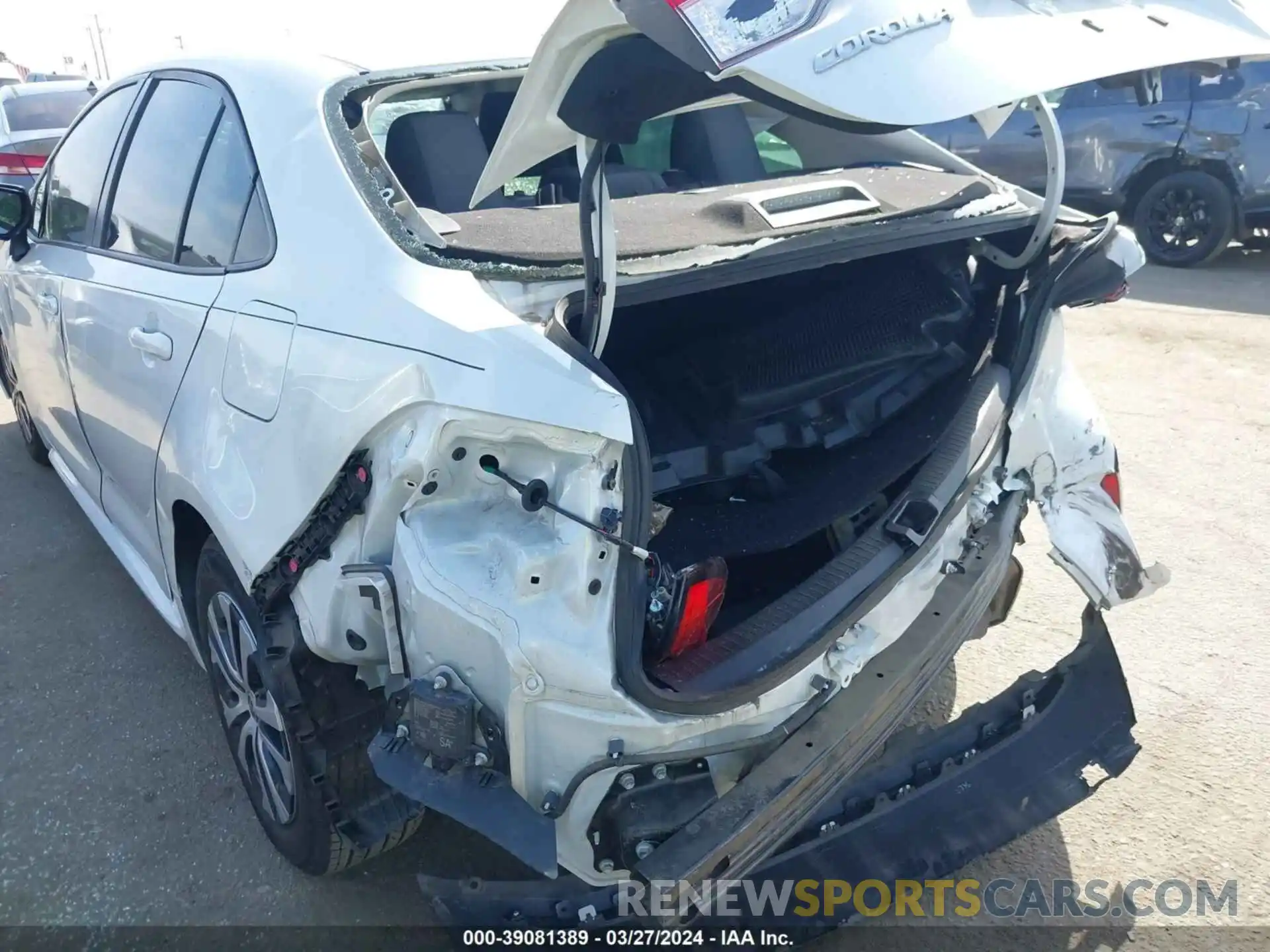 6 Photograph of a damaged car JTDEAMDE8NJ053188 TOYOTA COROLLA 2022