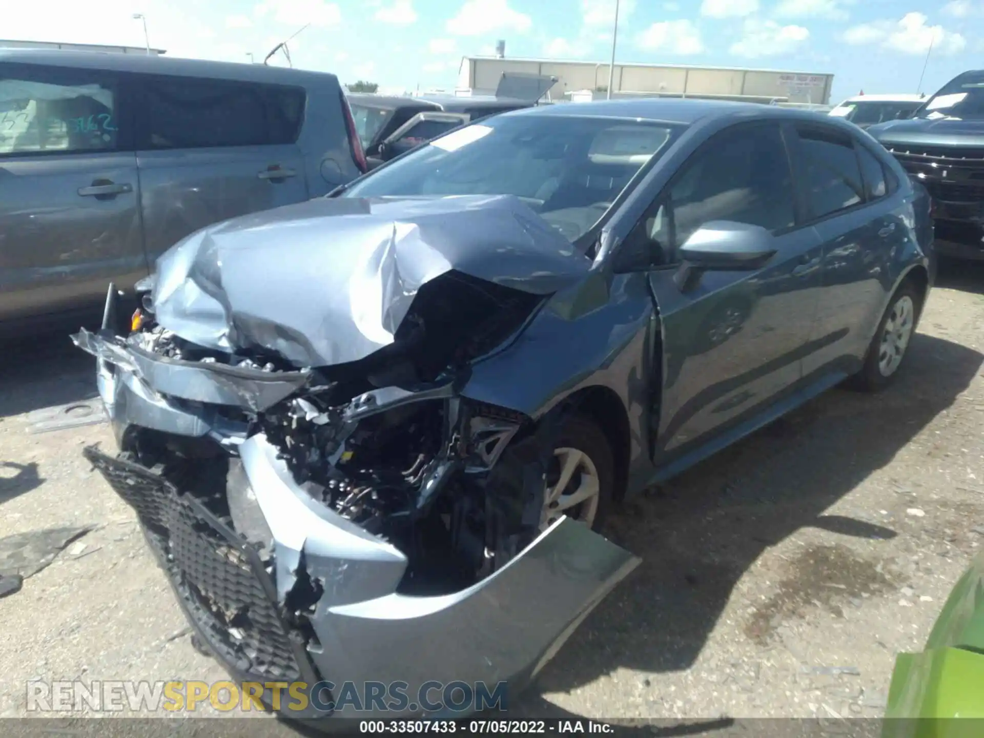 2 Фотография поврежденного автомобиля JTDEPMAE0NJ223417 TOYOTA COROLLA 2022