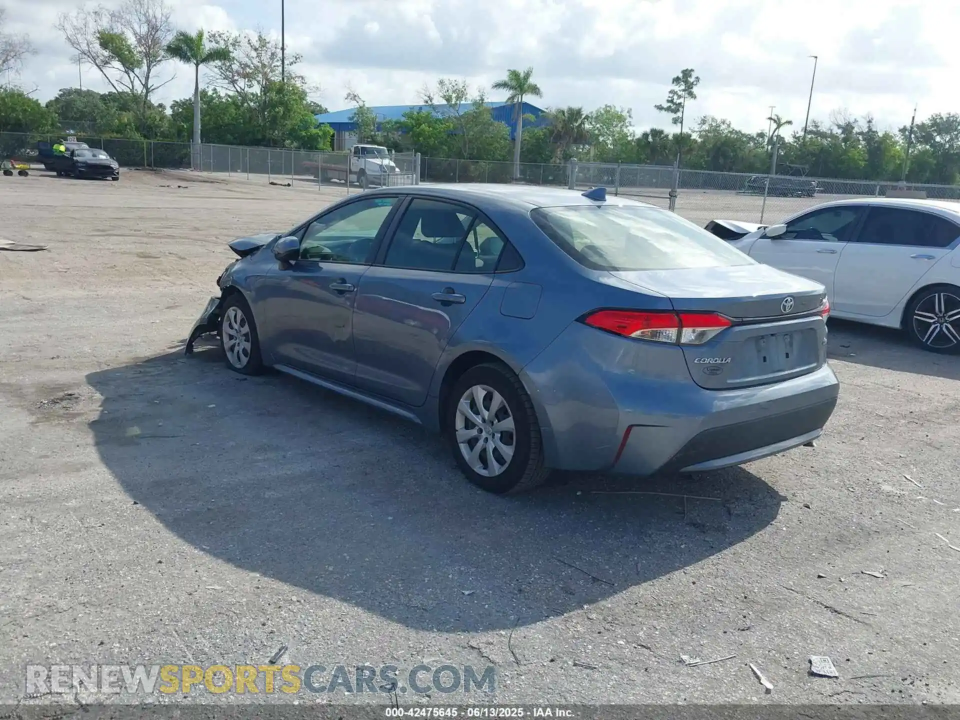 3 Photograph of a damaged car JTDEPMAE4N3000995 TOYOTA COROLLA 2022
