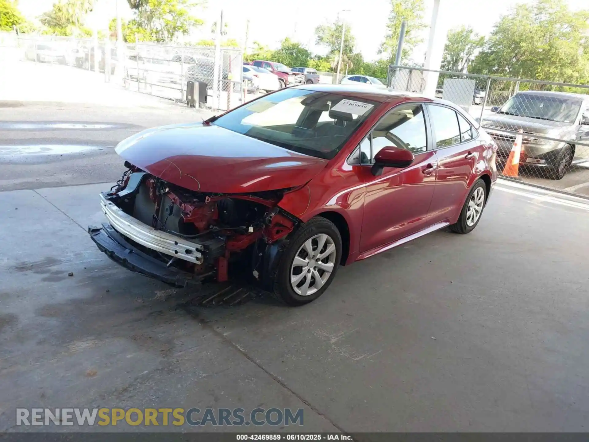 2 Фотография поврежденного автомобиля JTDEPMAE4NJ190275 TOYOTA COROLLA 2022