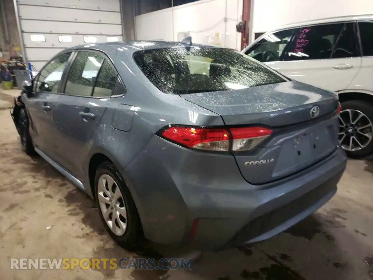 3 Фотография поврежденного автомобиля JTDEPMAE4NJ201503 TOYOTA COROLLA 2022
