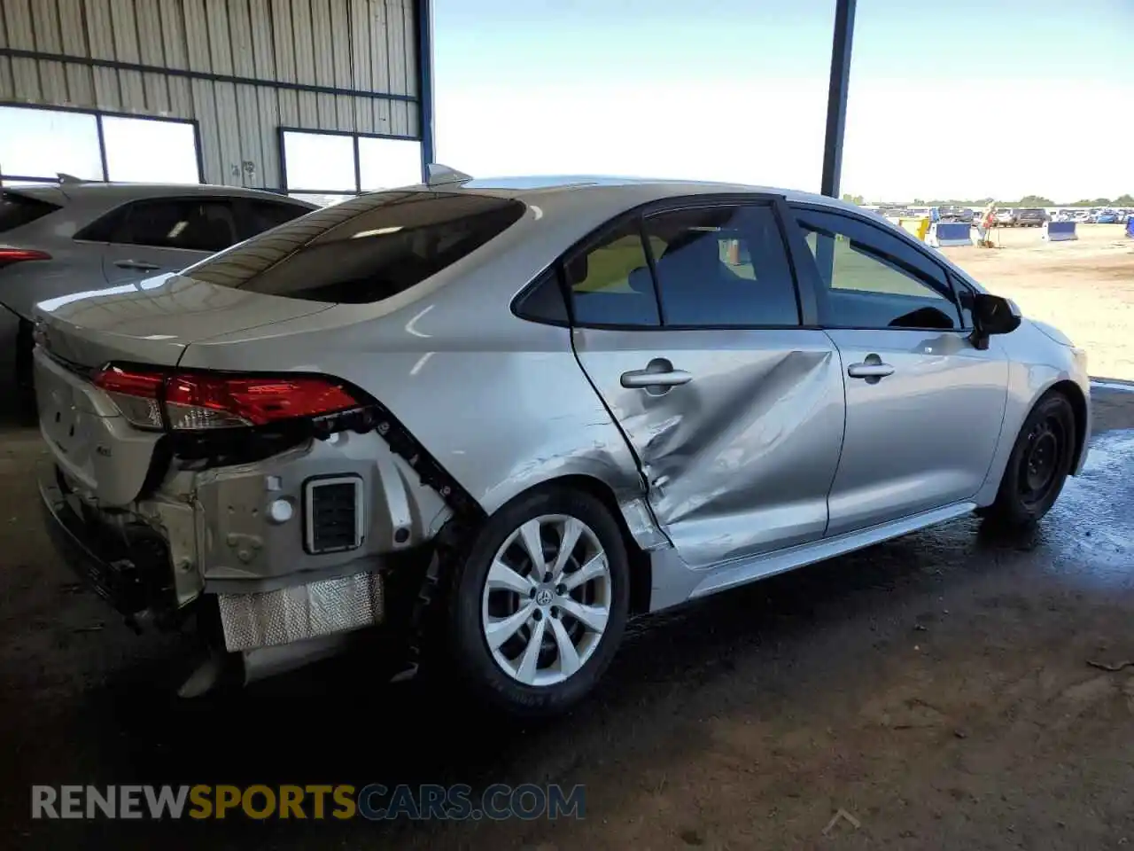 3 Photograph of a damaged car JTDEPMAE6NJ210672 TOYOTA COROLLA 2022