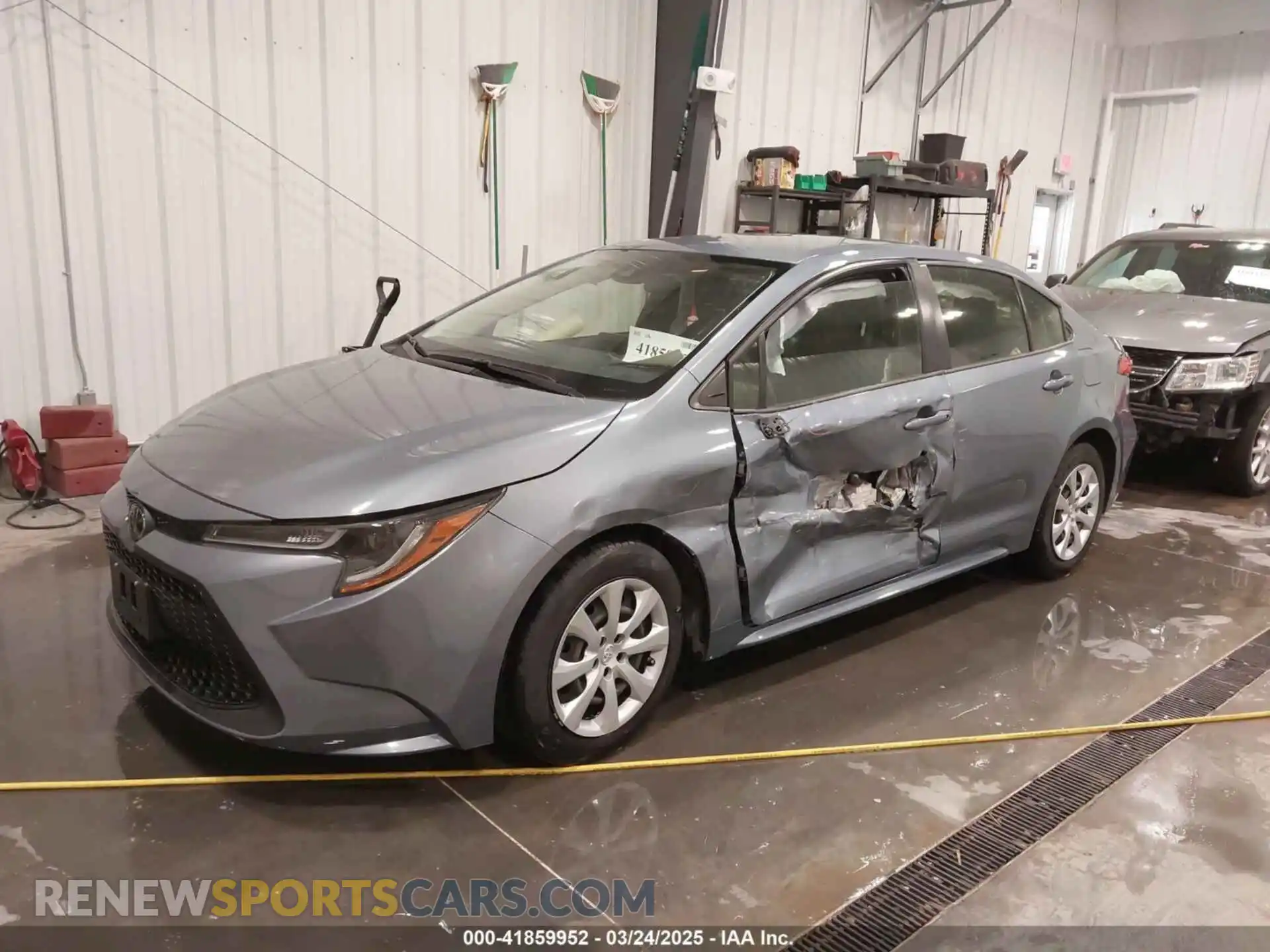 2 Photograph of a damaged car JTDEPMAE7NJ205285 TOYOTA COROLLA 2022