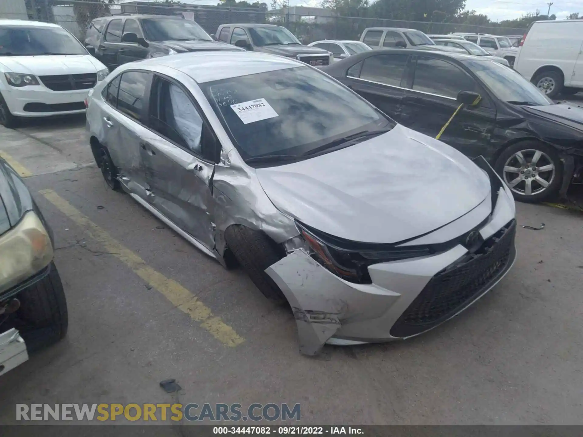 1 Photograph of a damaged car JTDEPMAE8NJ225061 TOYOTA COROLLA 2022