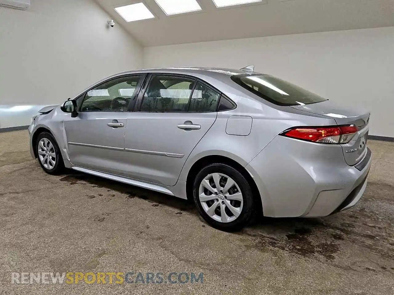 2 Photograph of a damaged car JTDEPMAEXN3032303 TOYOTA COROLLA 2022