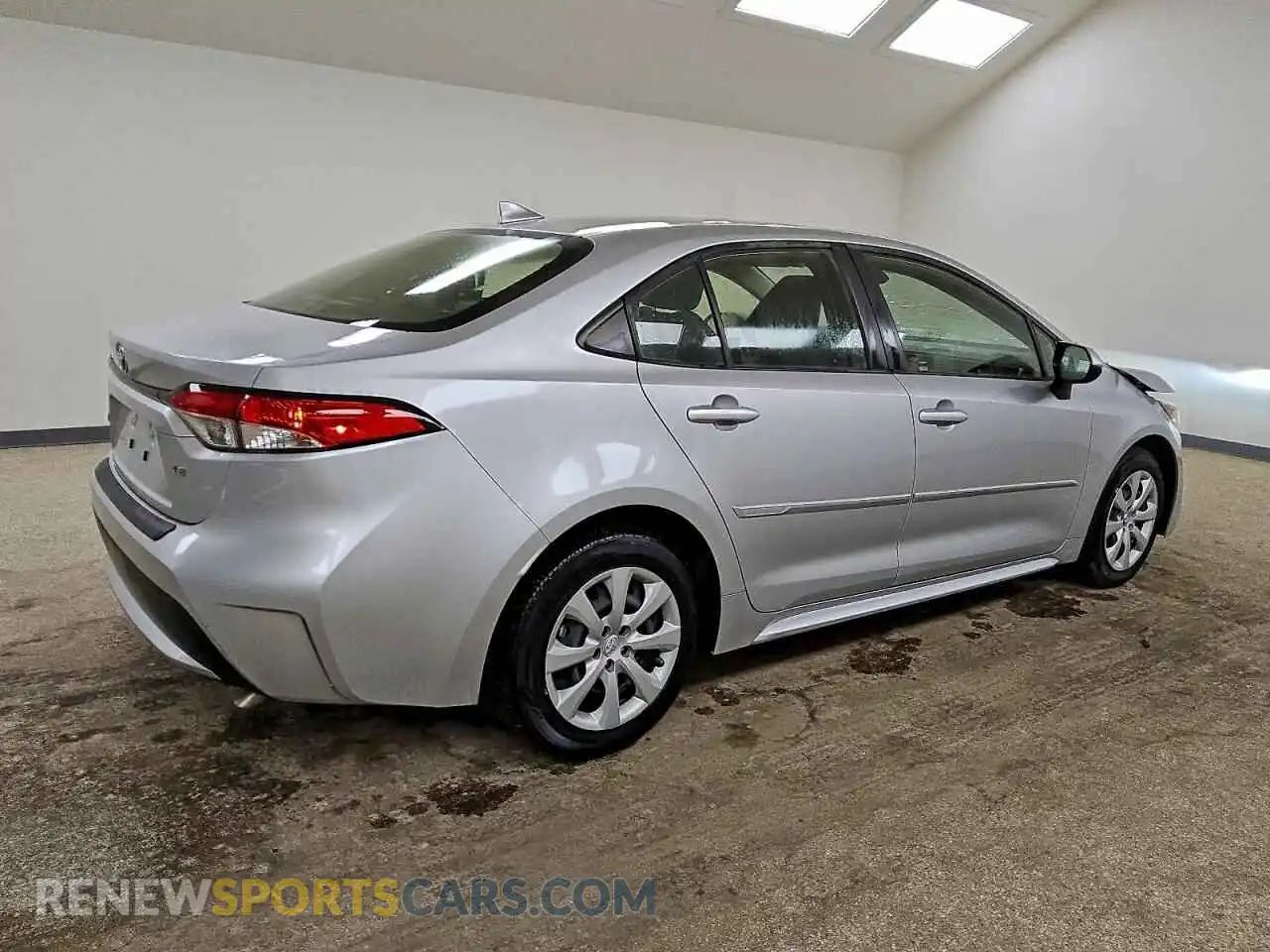 3 Photograph of a damaged car JTDEPMAEXN3032303 TOYOTA COROLLA 2022