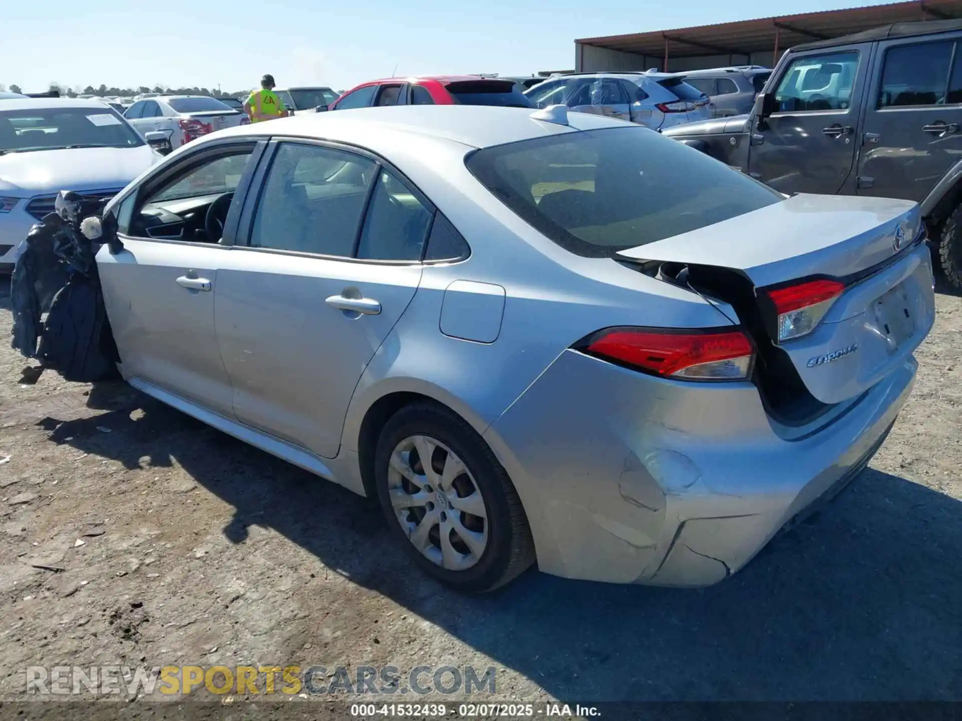3 Photograph of a damaged car JTDEPMAEXNJ198302 TOYOTA COROLLA 2022