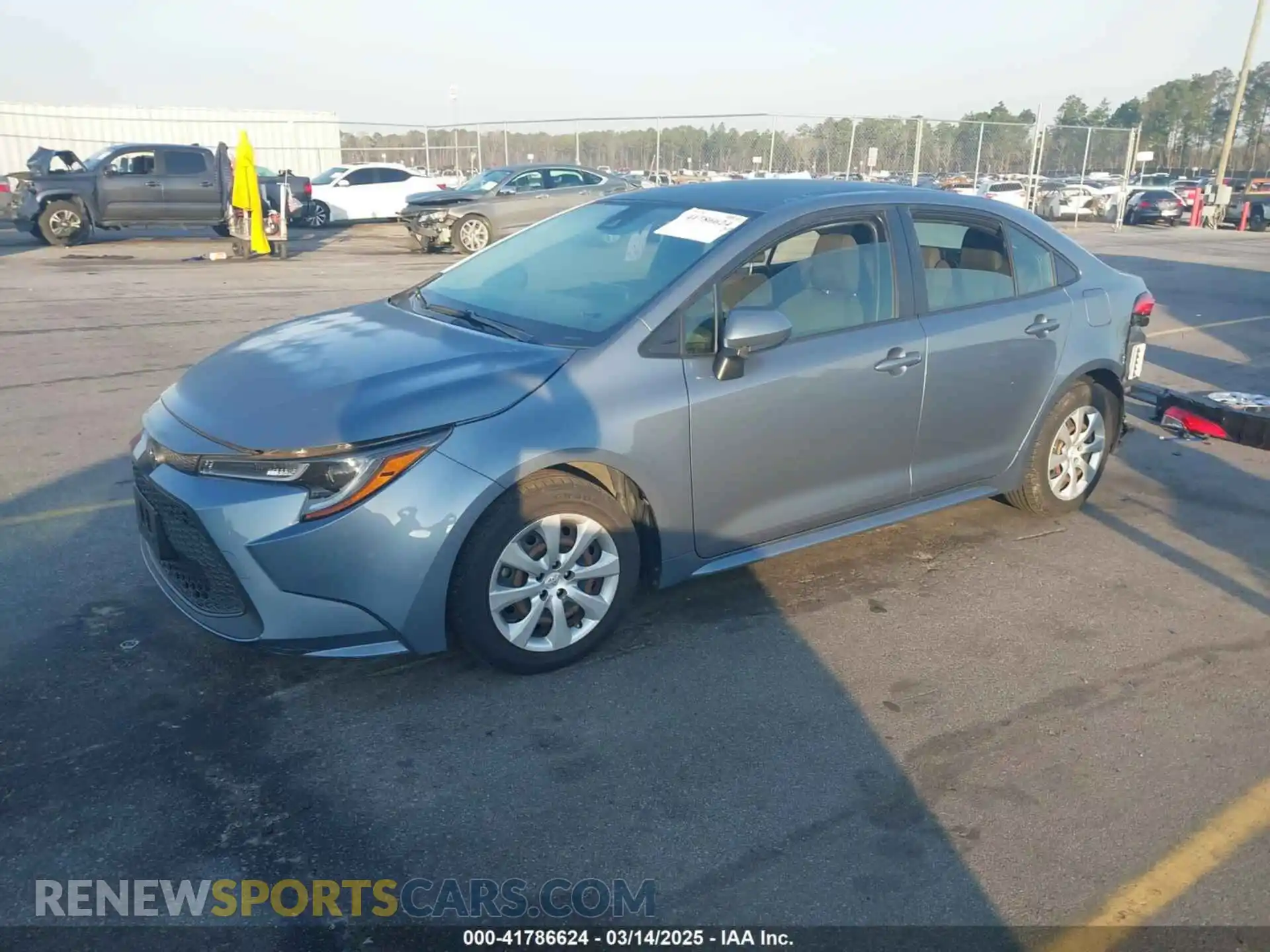 2 fotografías del automóvil dañado JTDEPMAEXNJ210142 TOYOTA COROLLA 2022