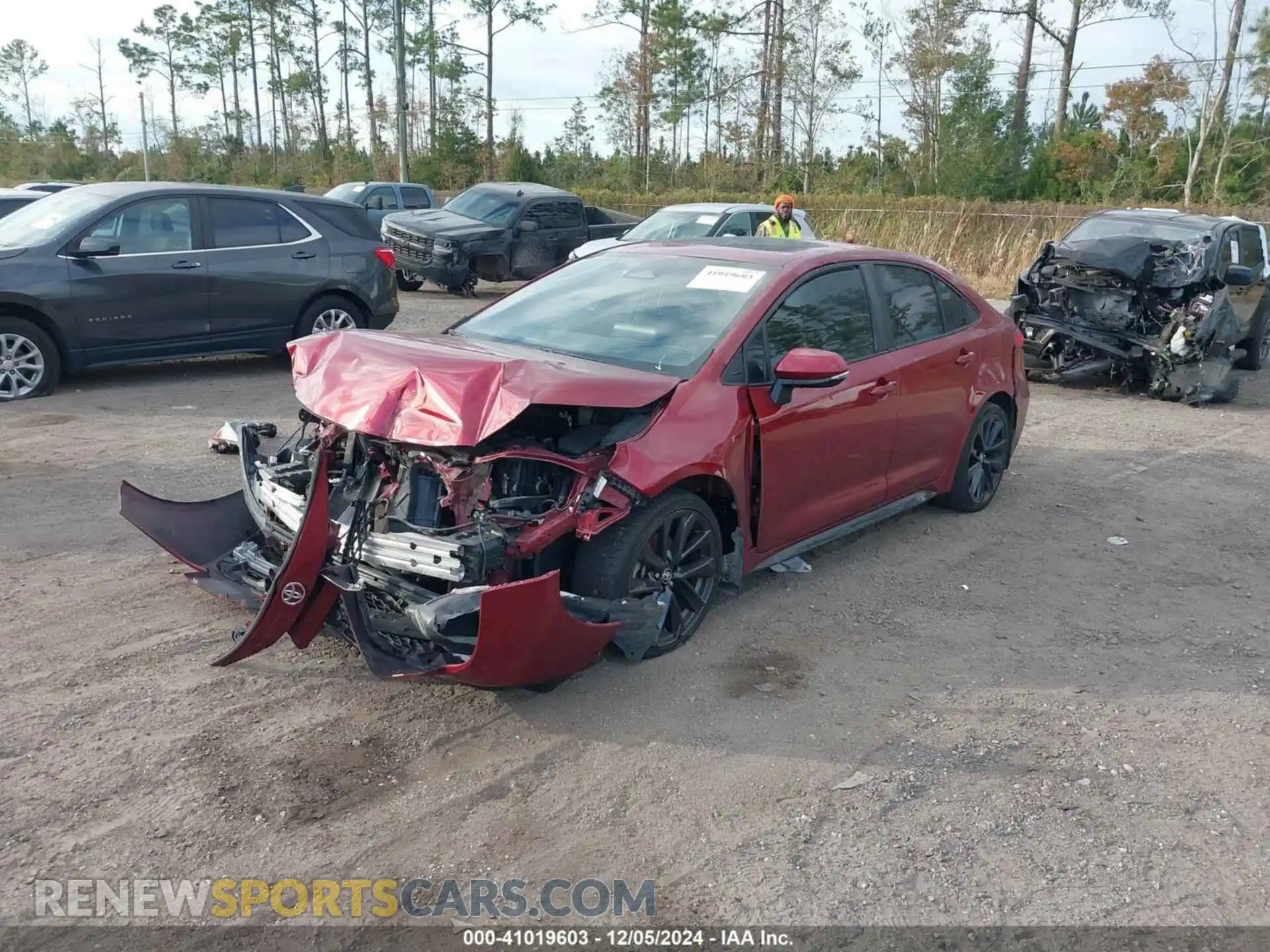 2 fotografías del automóvil dañado 5YFP4MCE2PP147941 TOYOTA COROLLA 2023