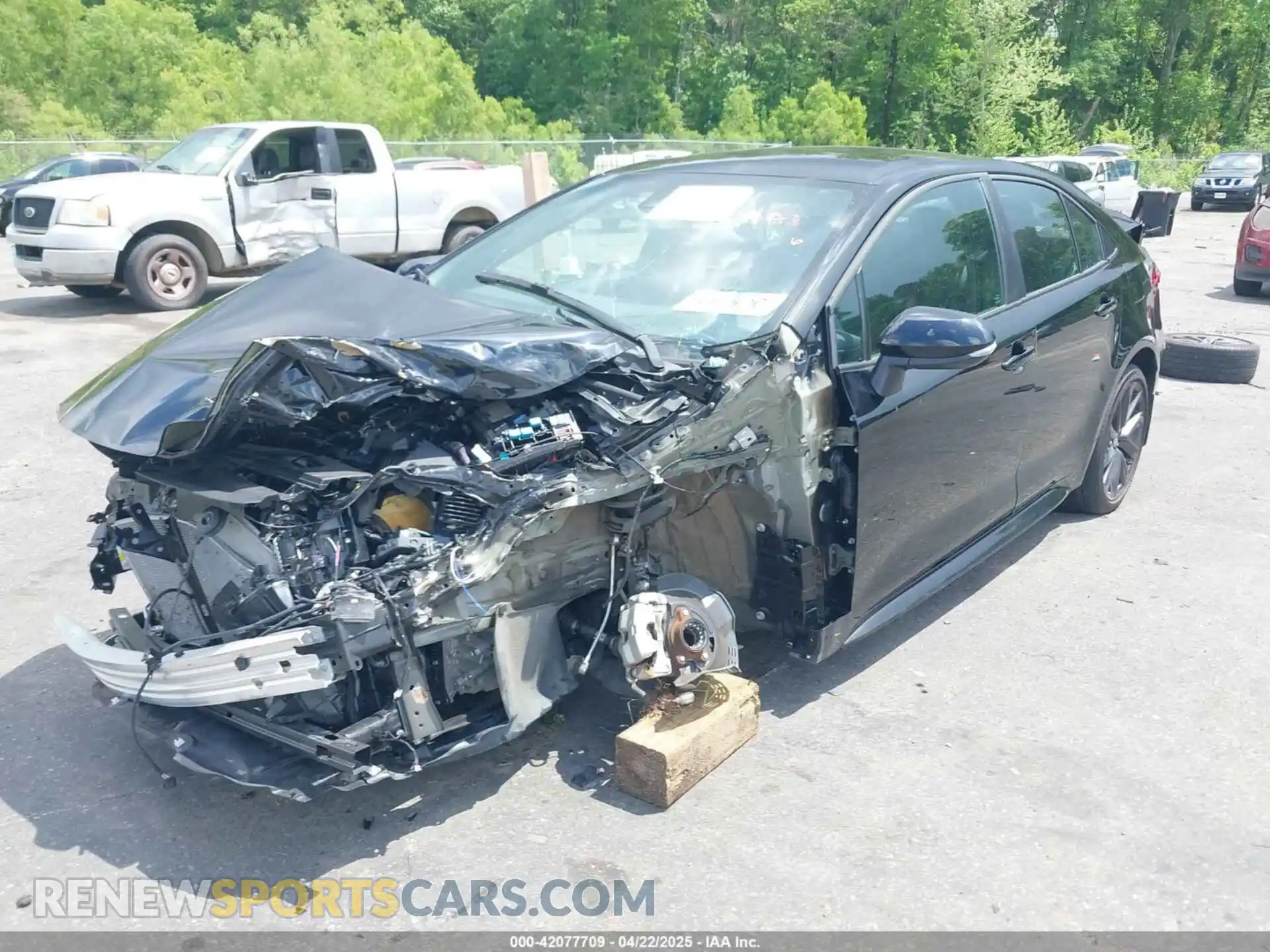 2 Photograph of a damaged car 5YFS4MCE0PP142053 TOYOTA COROLLA 2023