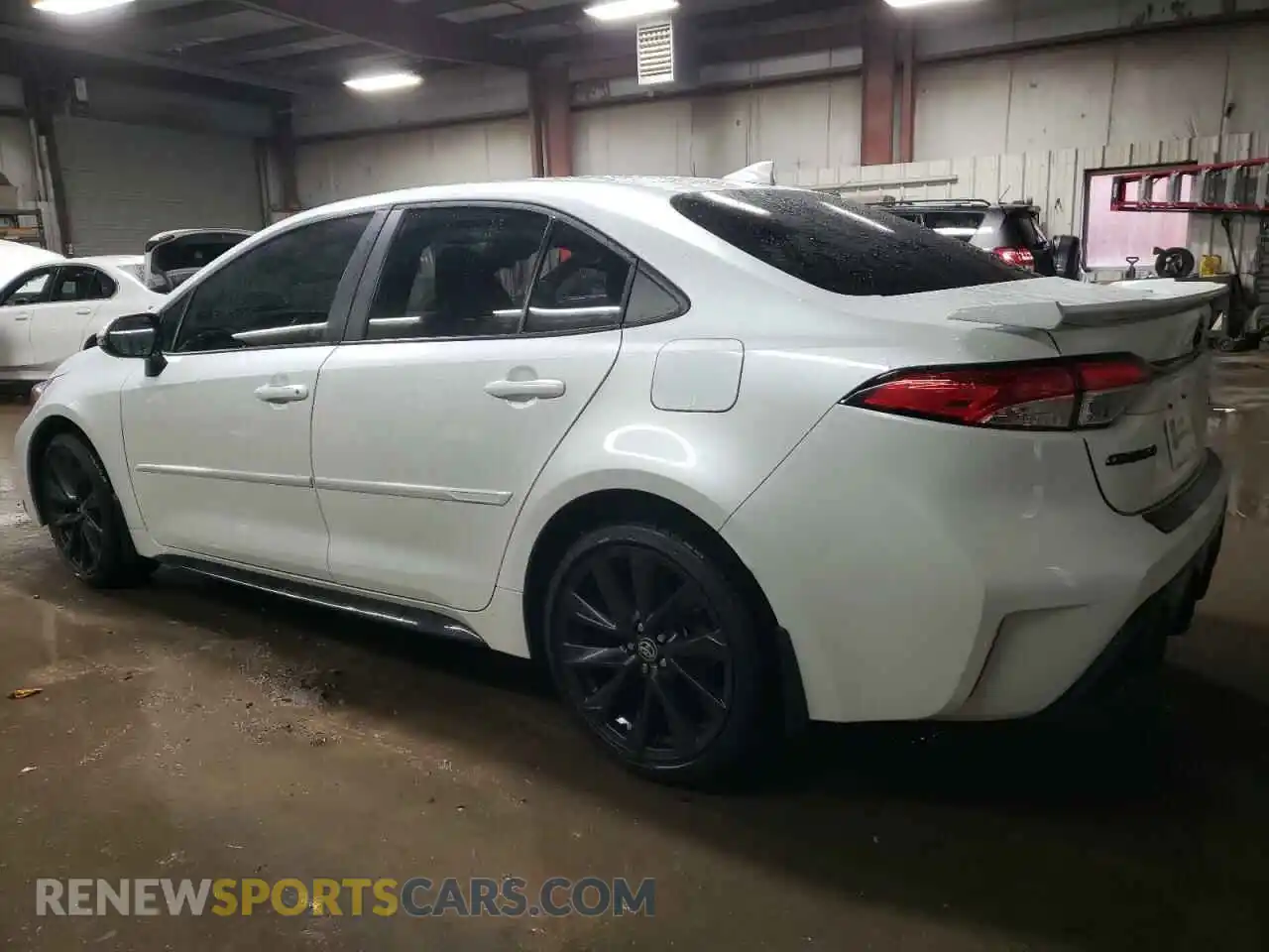 2 fotografías del automóvil dañado 5YFS4MCE0PP167857 TOYOTA COROLLA 2023
