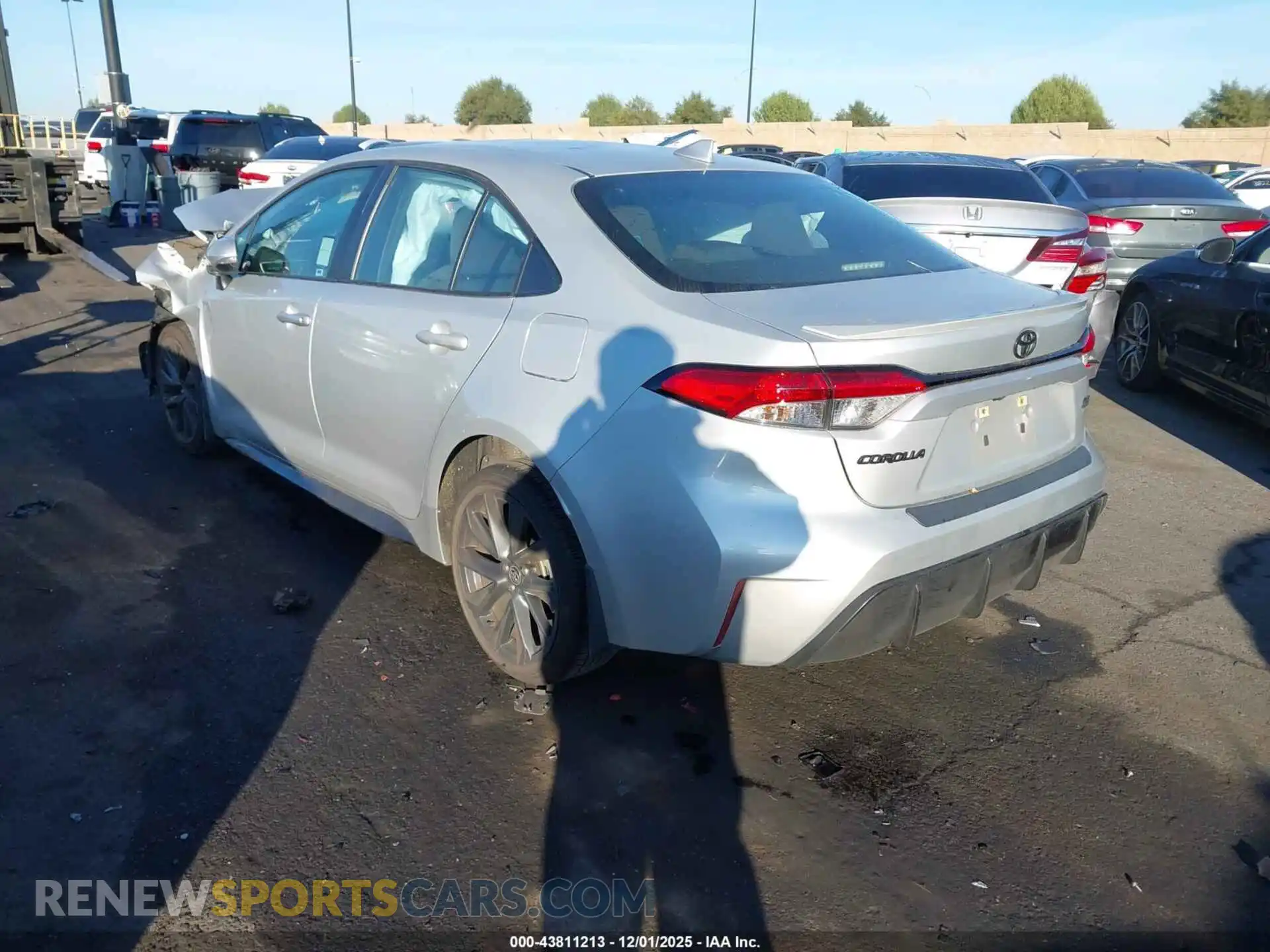 3 Photograph of a damaged car 5YFS4MCE2PP165009 TOYOTA COROLLA 2023