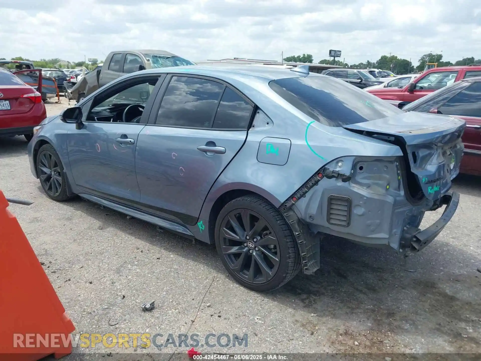 3 Photograph of a damaged car 5YFS4MCE3PP153290 TOYOTA COROLLA 2023