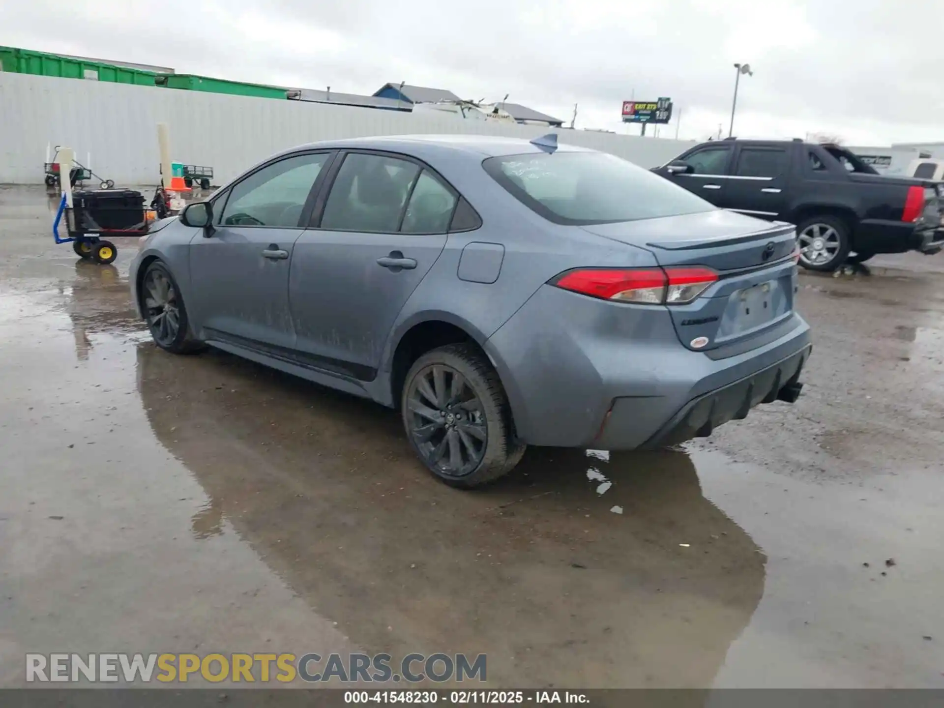 3 Photograph of a damaged car 5YFS4MCE3PP160529 TOYOTA COROLLA 2023