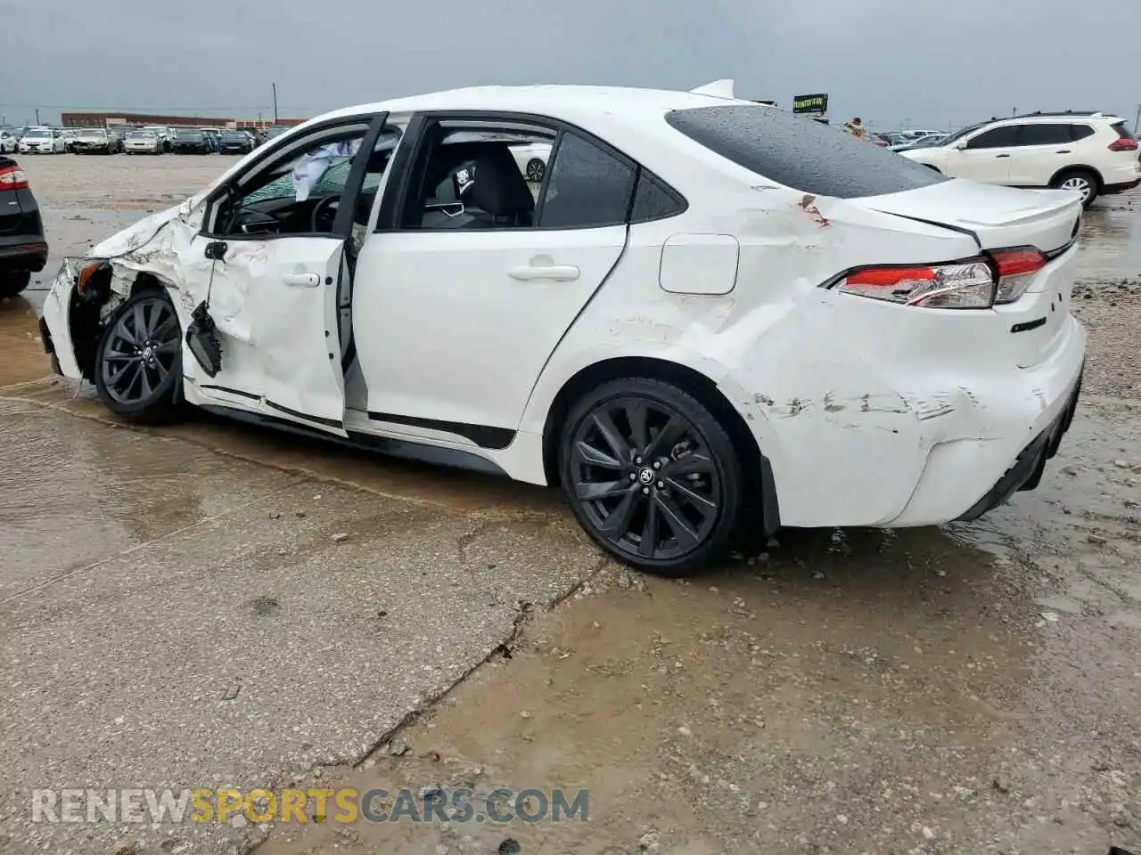 2 Photograph of a damaged car 5YFS4MCE5PP142579 TOYOTA COROLLA 2023