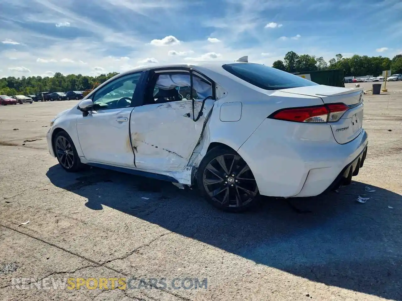 2 fotografías del automóvil dañado 5YFS4MCE5PP160080 TOYOTA COROLLA 2023