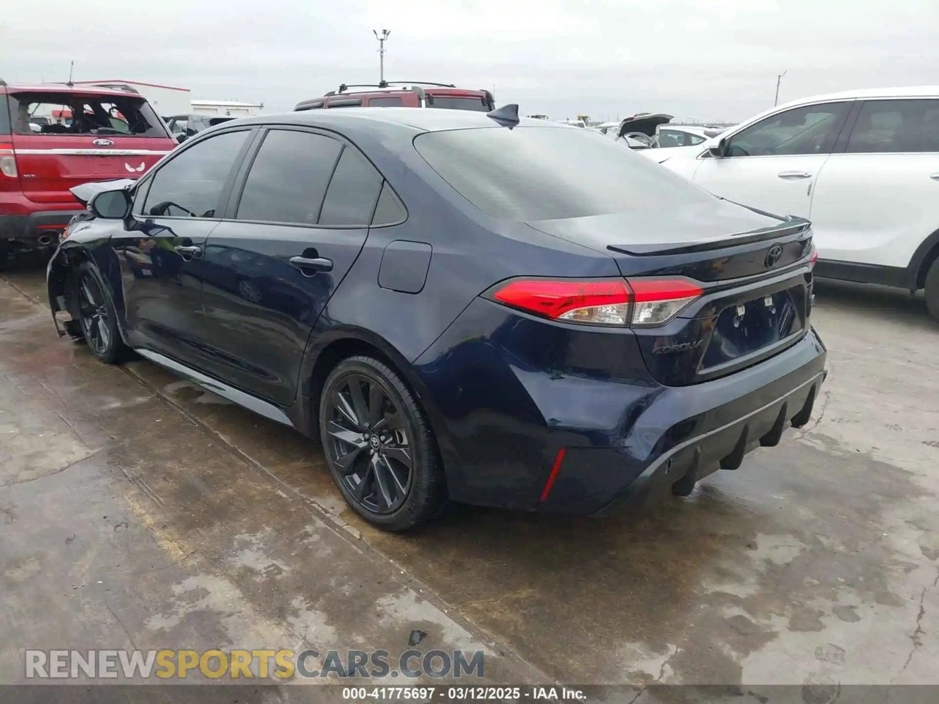 3 Photograph of a damaged car 5YFS4MCE8PP163586 TOYOTA COROLLA 2023