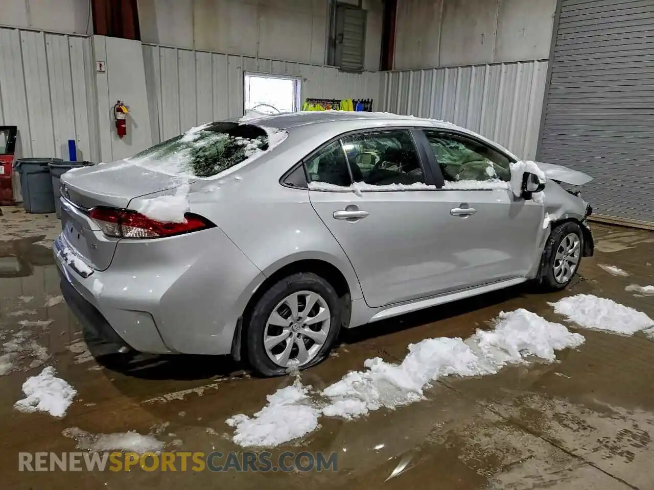 3 Photograph of a damaged car JTDB4MEE9PJ007803 TOYOTA COROLLA 2023