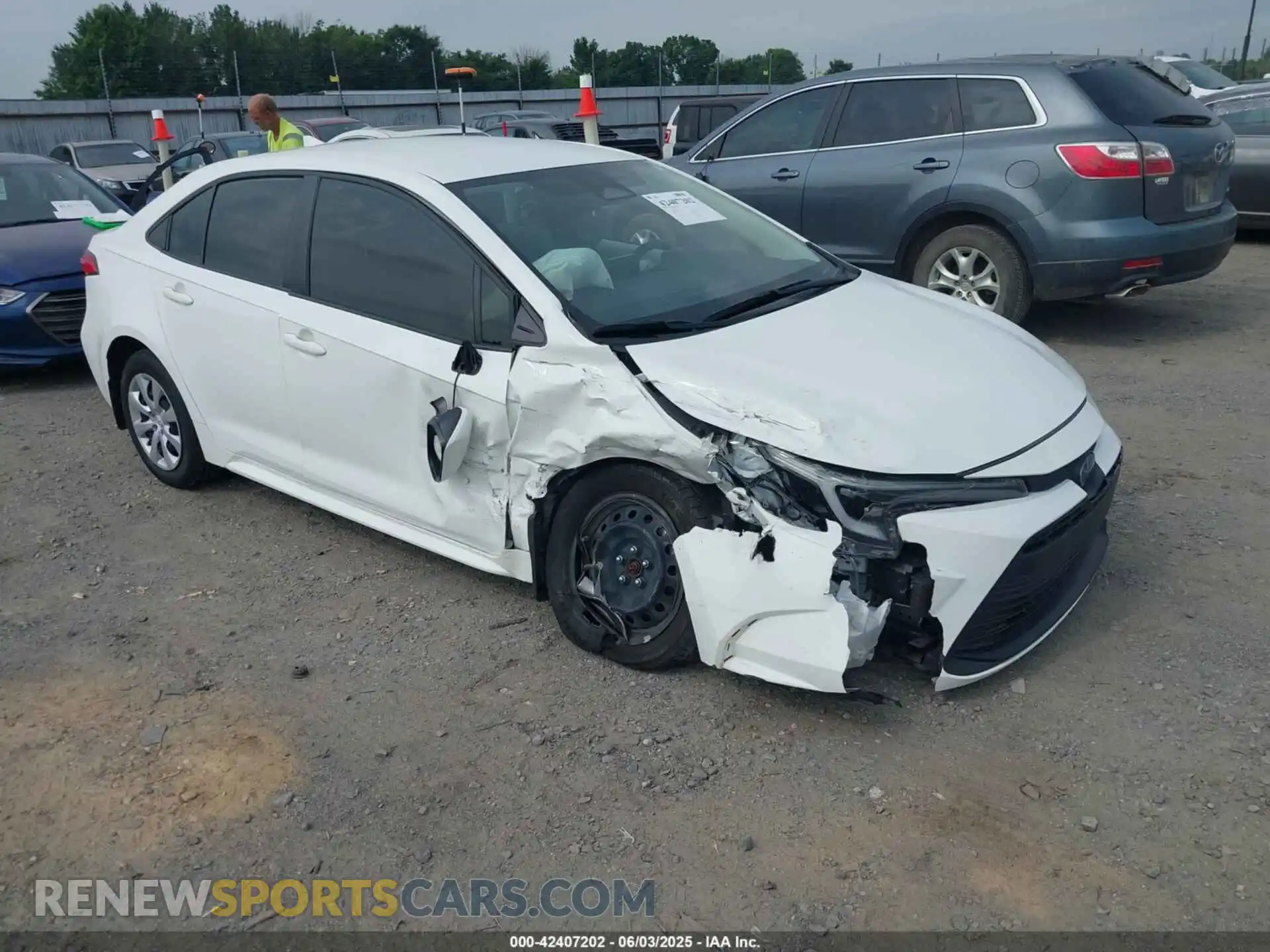 1 Фотография поврежденного автомобиля JTDBCMFE2P3013917 TOYOTA COROLLA 2023