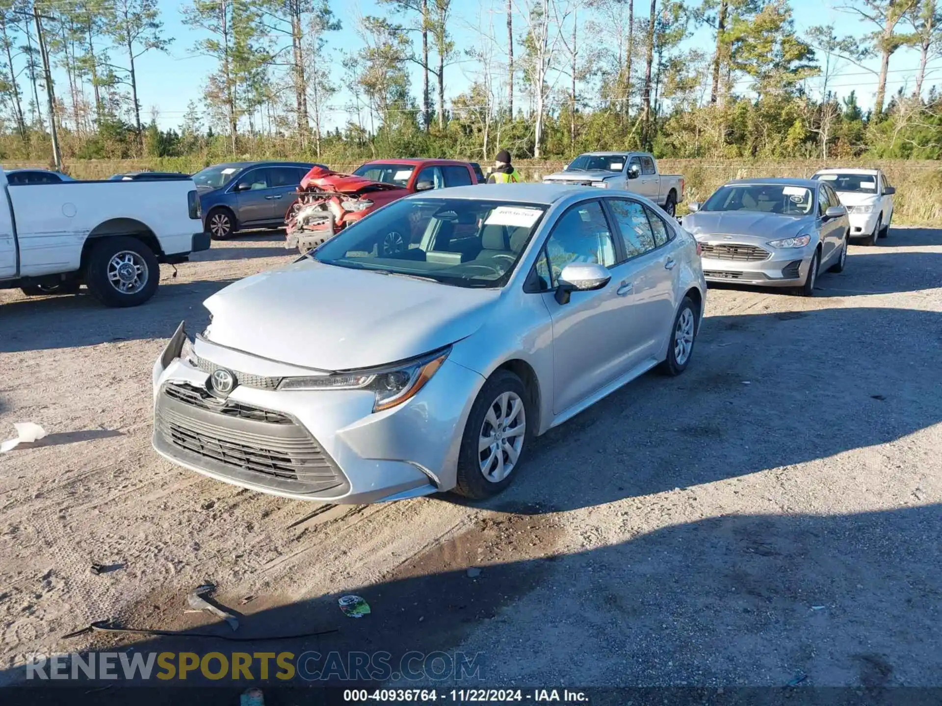 2 fotografías del automóvil dañado 5YFB4MDE0RP087802 TOYOTA COROLLA 2024