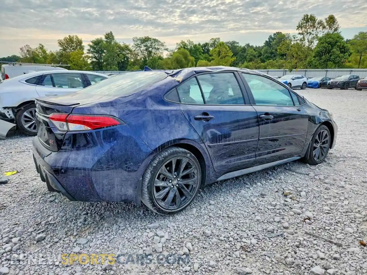 3 fotografías del automóvil dañado 5YFP4MCE6RP200983 TOYOTA COROLLA 2024