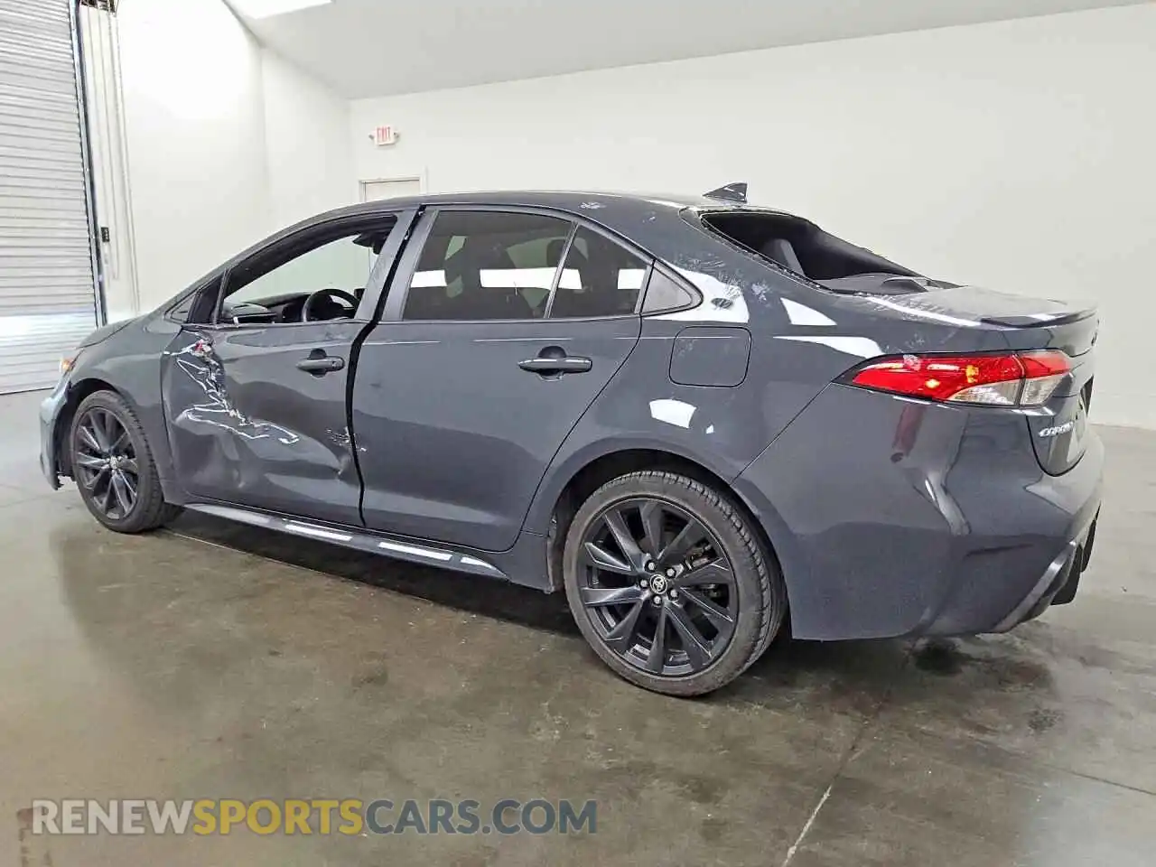 2 fotografías del automóvil dañado 5YFS4MCE0RP175136 TOYOTA COROLLA 2024