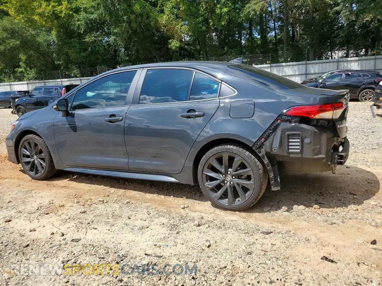 2 fotografías del automóvil dañado 5YFS4MCE1RP181477 TOYOTA COROLLA 2024