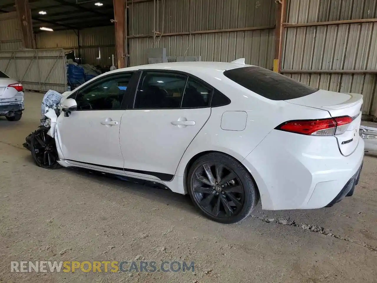 2 fotografías del automóvil dañado 5YFS4MCE1RP216437 TOYOTA COROLLA 2024