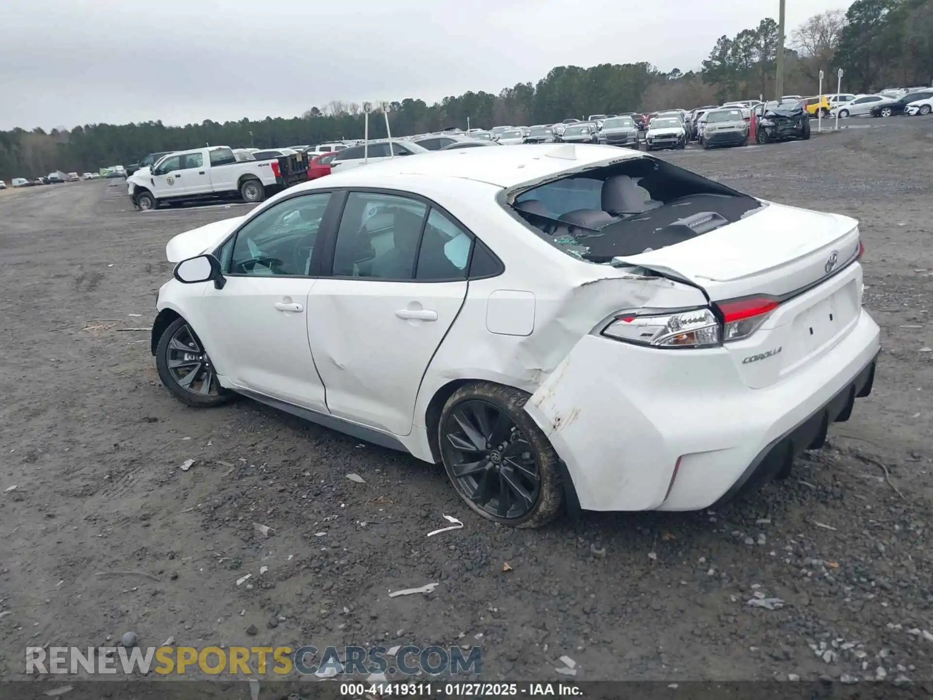 3 Photograph of a damaged car 5YFS4MCE2RP199356 TOYOTA COROLLA 2024