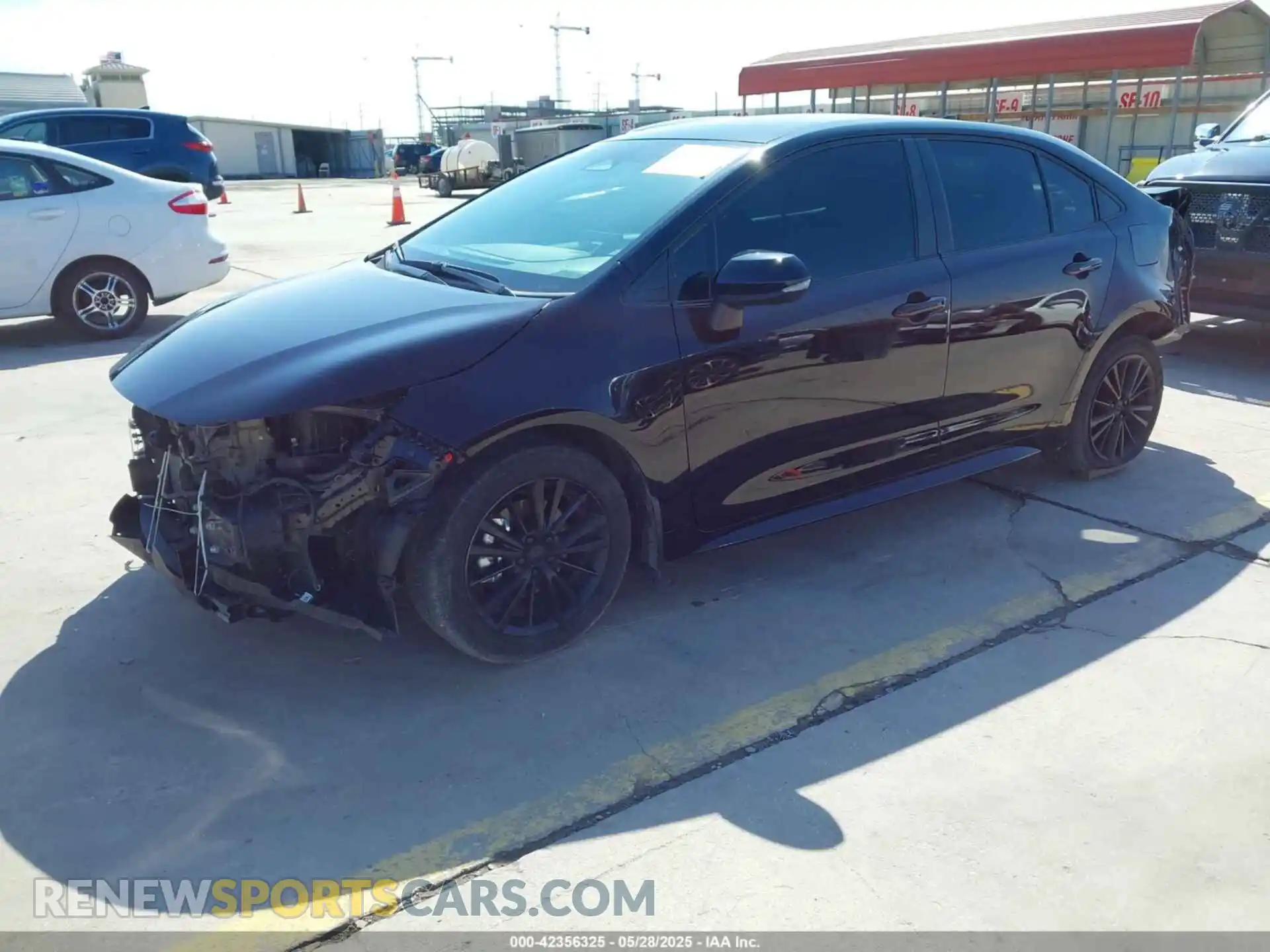 2 fotografías del automóvil dañado 5YFS4MCE3RP188625 TOYOTA COROLLA 2024