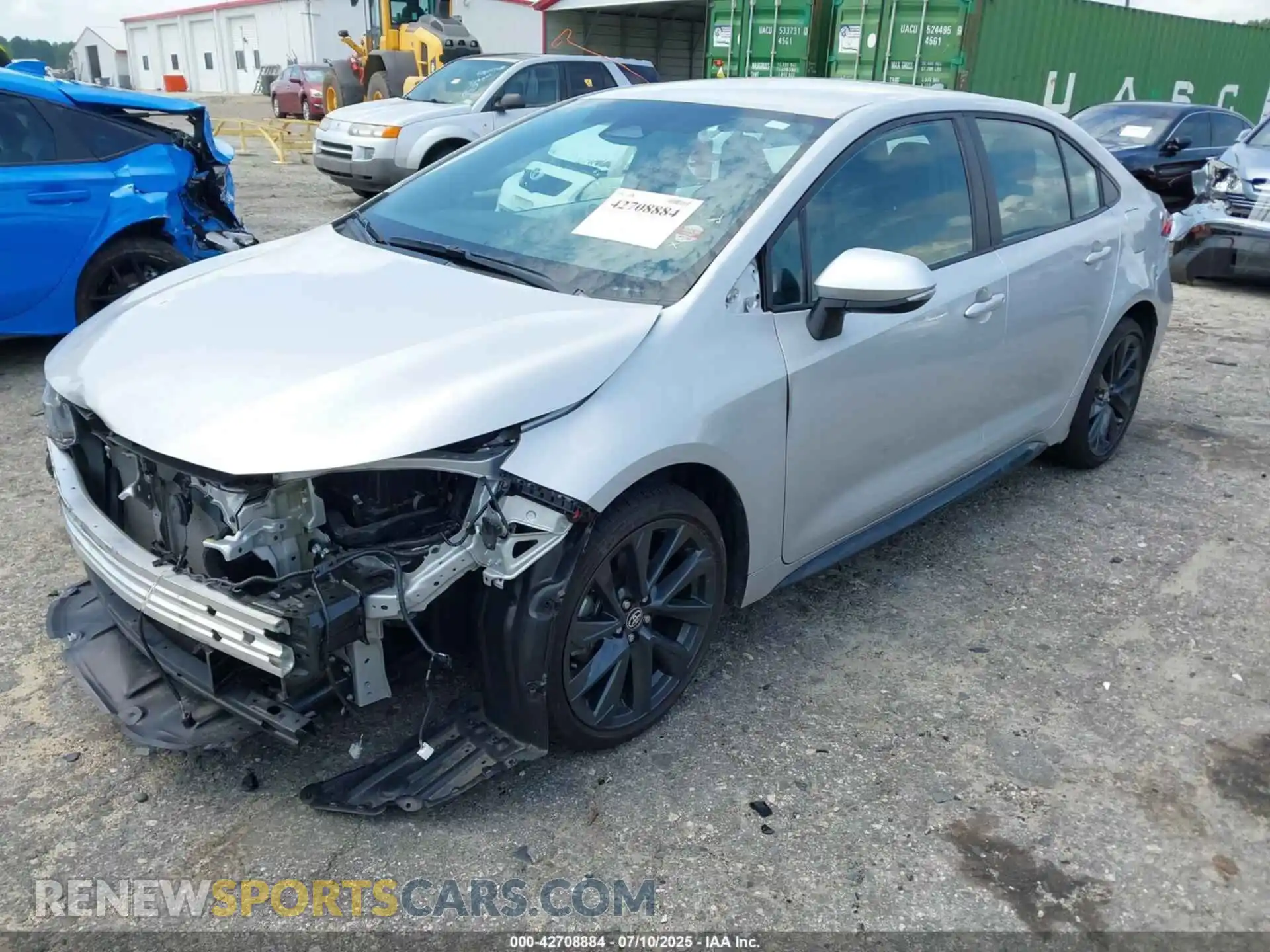 2 fotografías del automóvil dañado 5YFS4MCE4RP183286 TOYOTA COROLLA 2024
