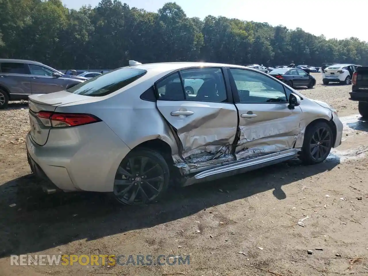 3 Photograph of a damaged car 5YFS4MCE6RP174315 TOYOTA COROLLA 2024