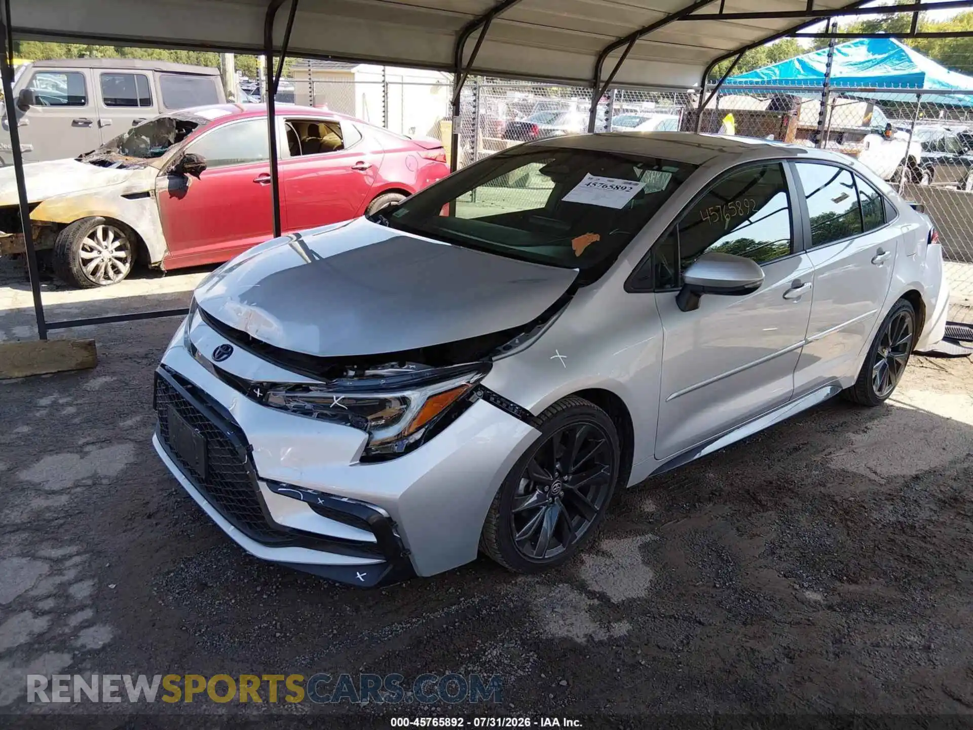 2 fotografías del automóvil dañado 5YFS4MCE6RP191230 TOYOTA COROLLA 2024