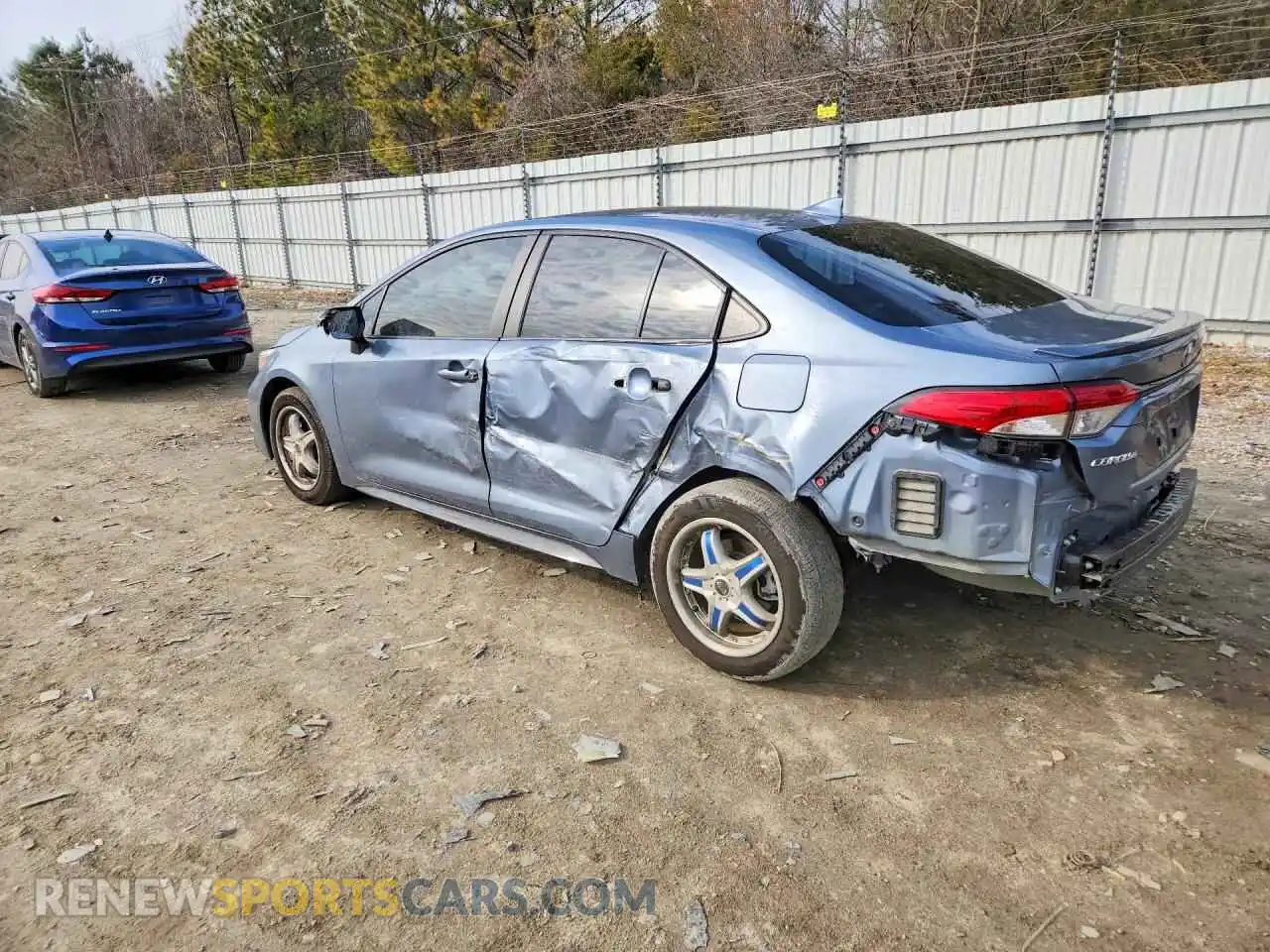 2 fotografías del automóvil dañado 5YFS4MCE6RP193981 TOYOTA COROLLA 2024