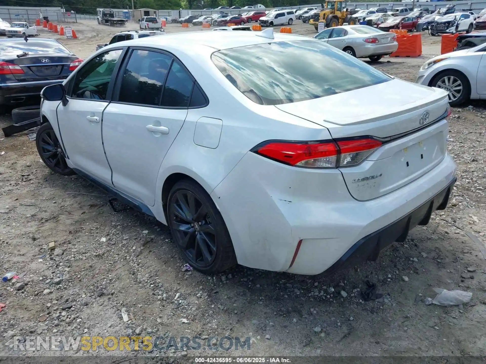 3 Photograph of a damaged car 5YFS4MCE7RP172184 TOYOTA COROLLA 2024