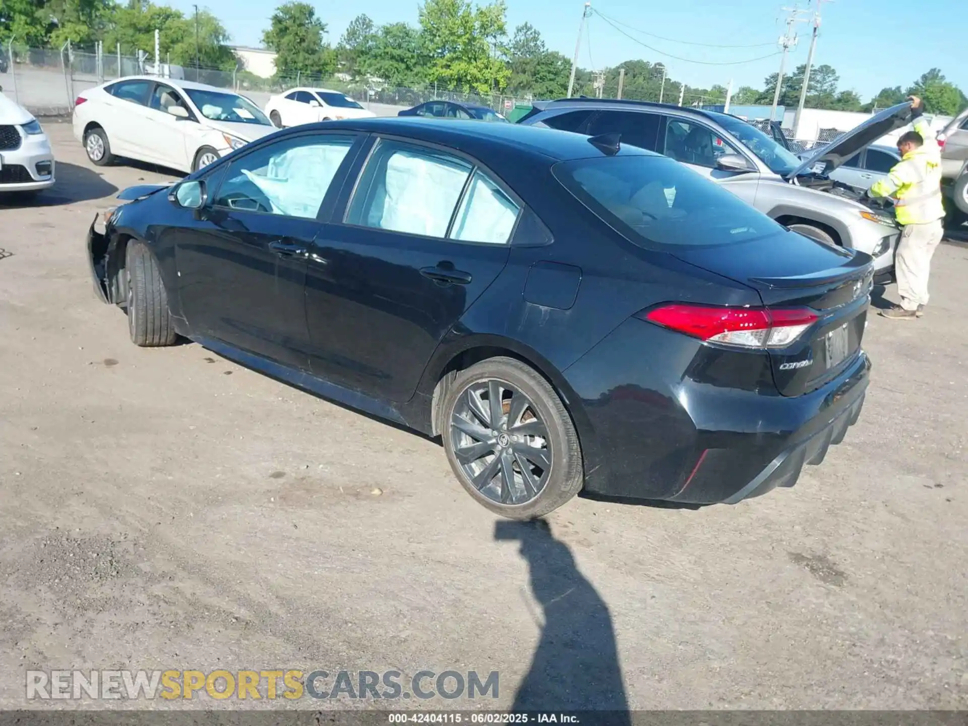 3 fotografías del automóvil dañado 5YFS4MCE9RP173238 TOYOTA COROLLA 2024