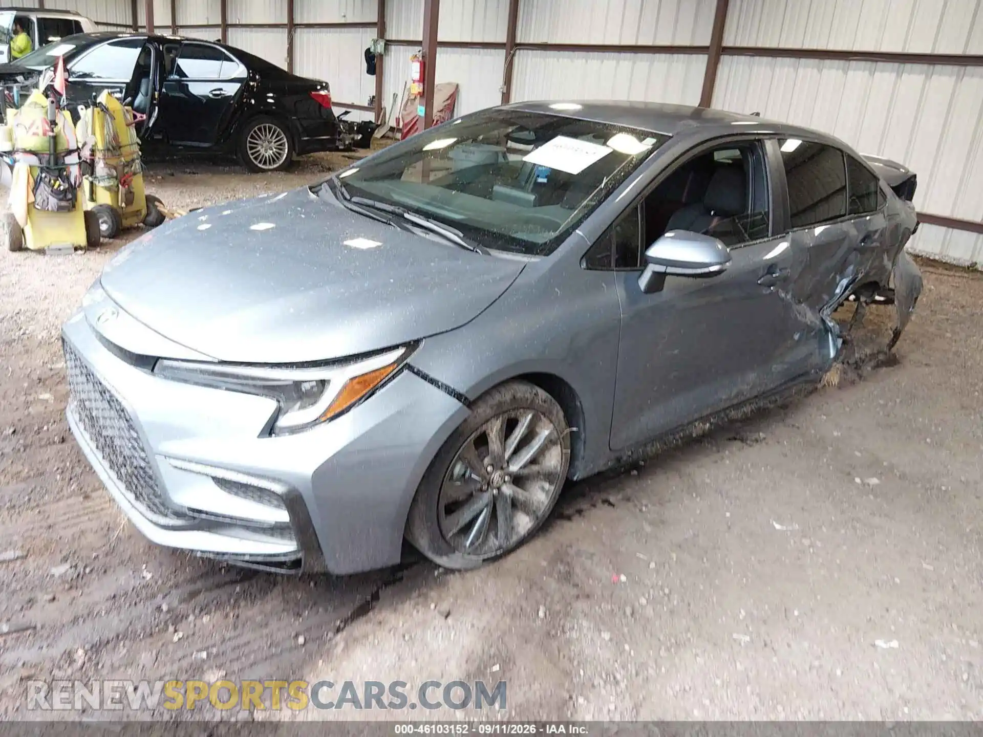 2 fotografías del automóvil dañado 5YFS4MCE9RP173885 TOYOTA COROLLA 2024
