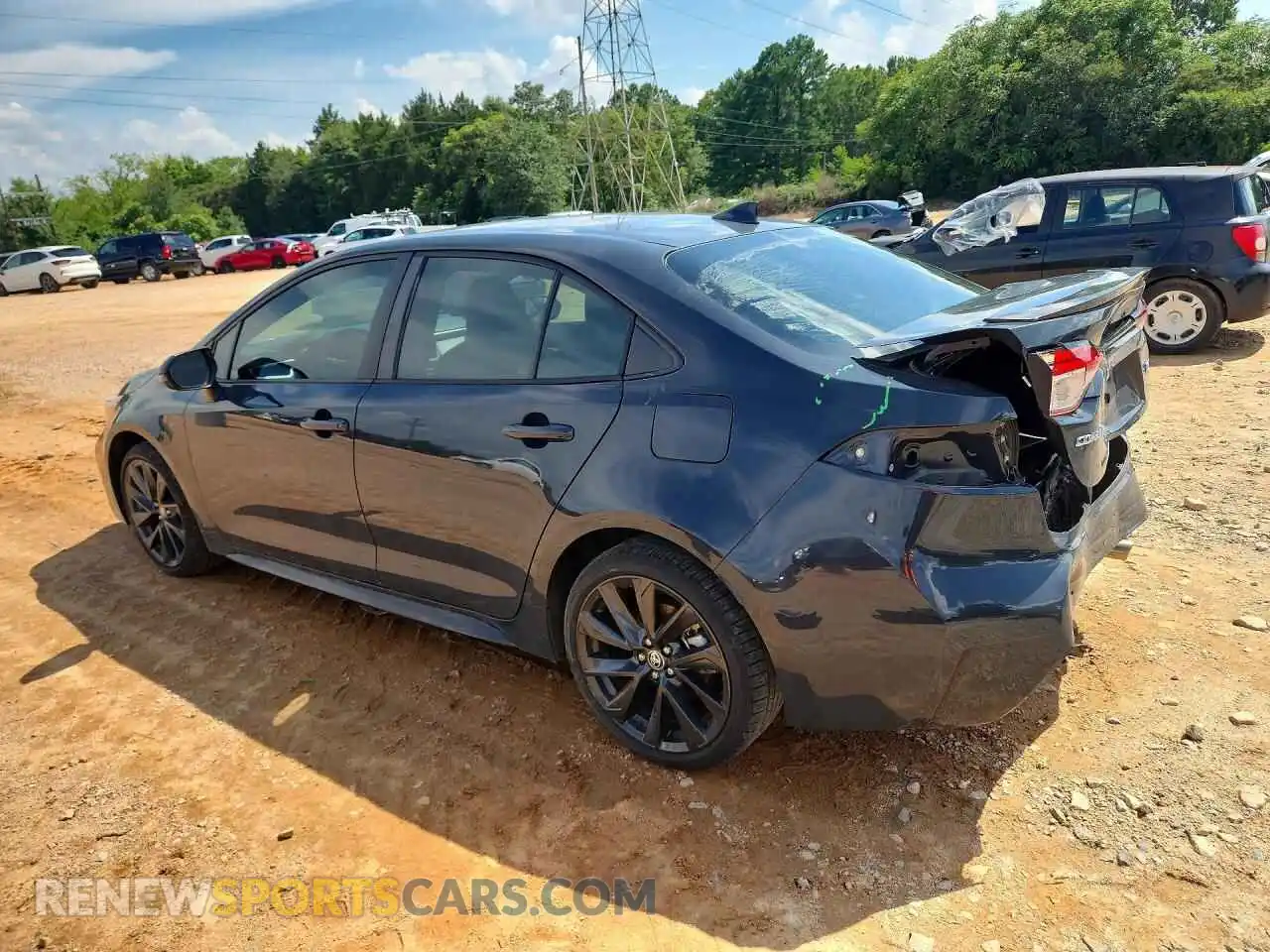 2 fotografías del automóvil dañado 5YFS4MCE9RP181663 TOYOTA COROLLA 2024