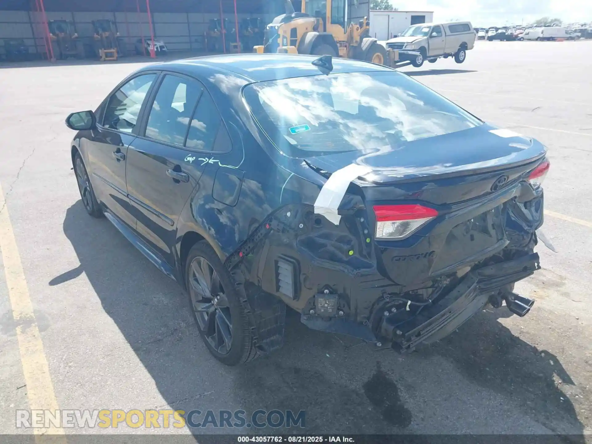 3 Photograph of a damaged car 5YFS4MCE9RP210580 TOYOTA COROLLA 2024
