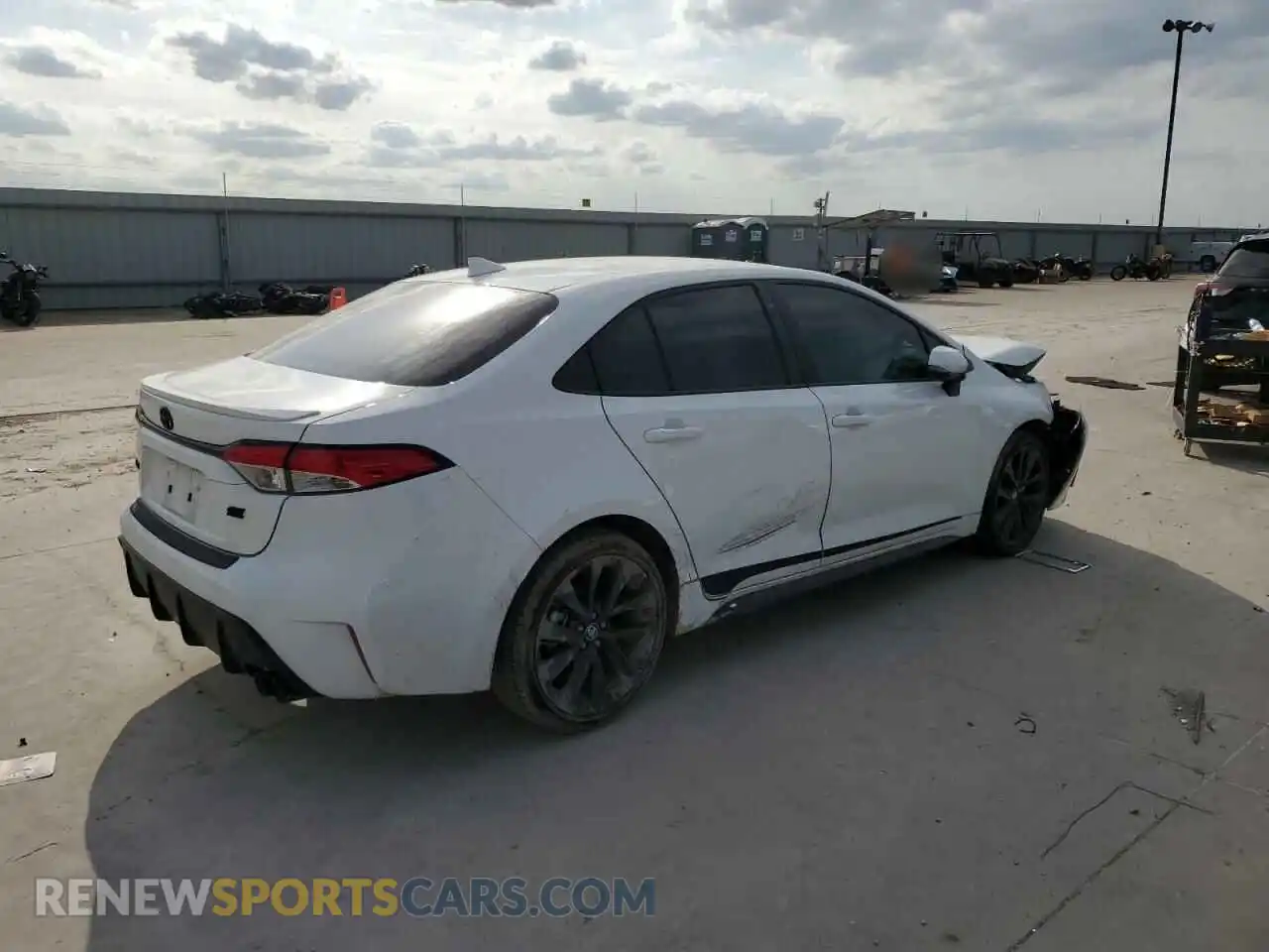 3 fotografías del automóvil dañado 5YFS4MCEXRP209051 TOYOTA COROLLA 2024