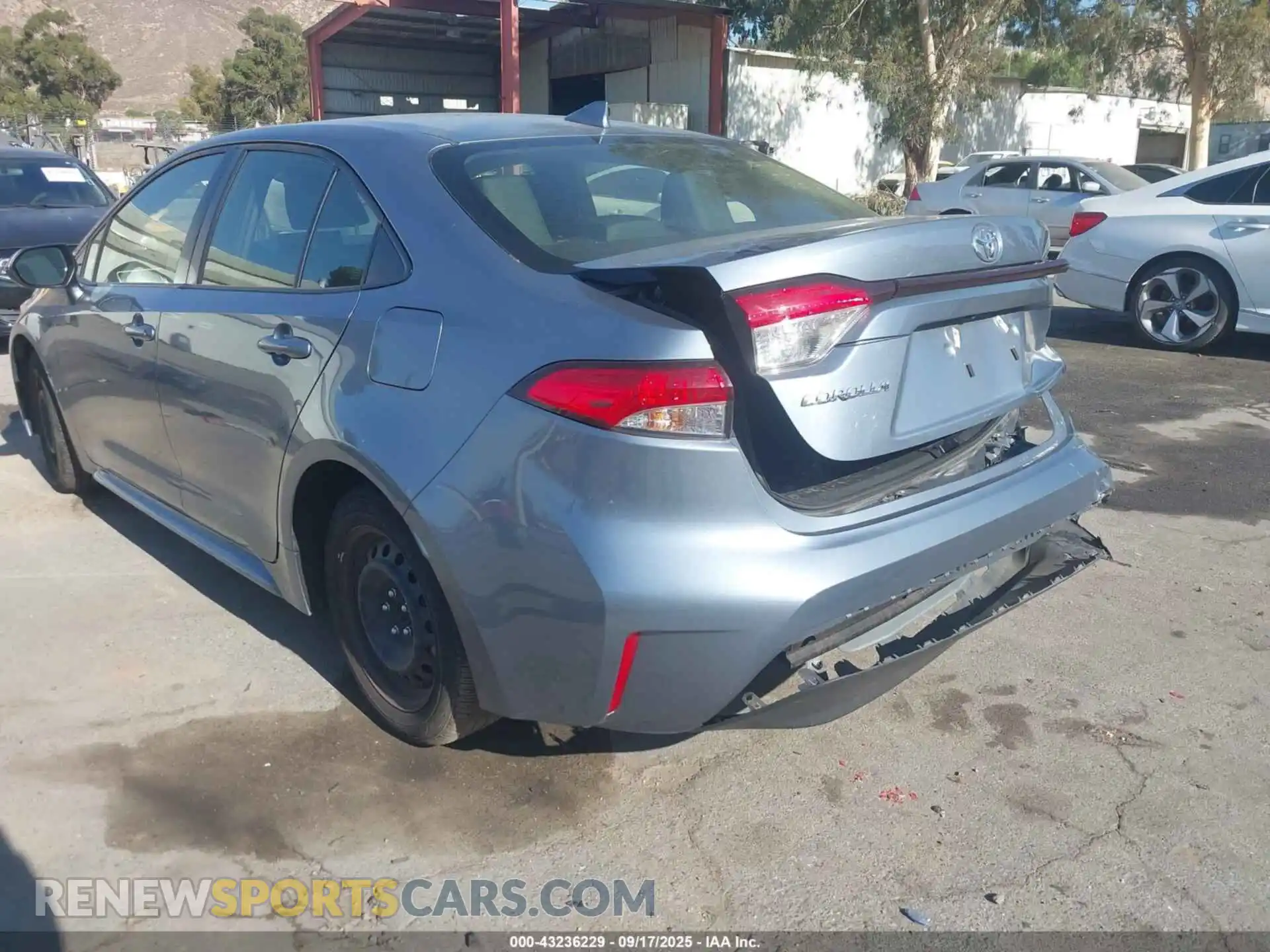 3 fotografías del automóvil dañado JTDB4MEE0R3020897 TOYOTA COROLLA 2024