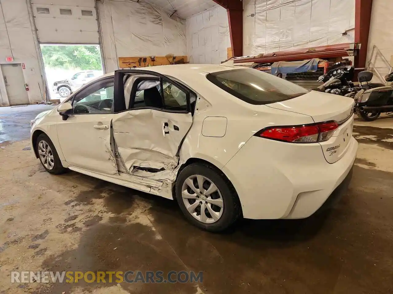 2 Фотография поврежденного автомобиля JTDB4MEE9R3023247 TOYOTA COROLLA 2024