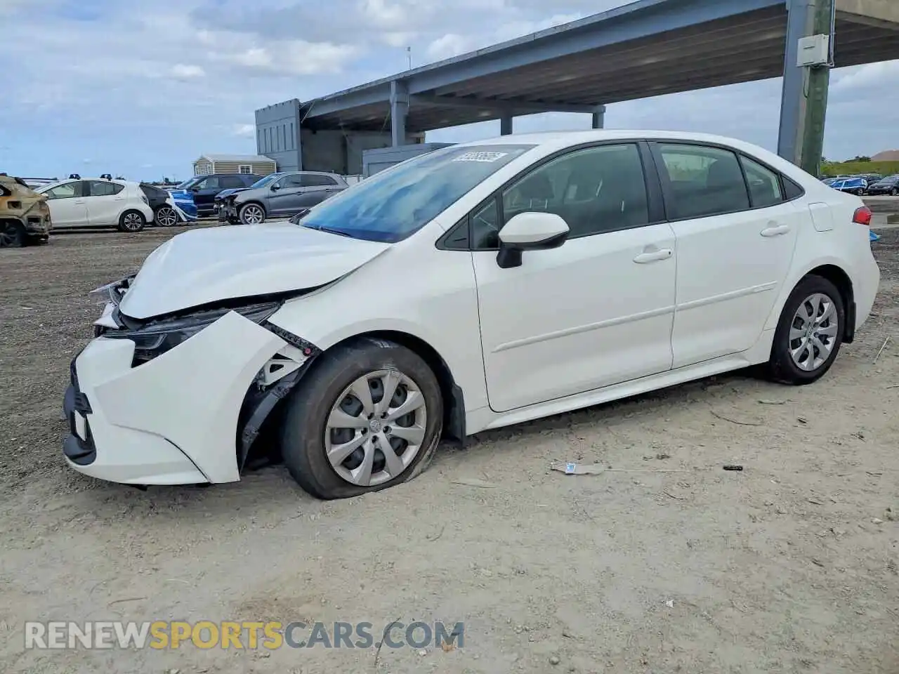 1 Фотография поврежденного автомобиля JTDB4MEEXR3023404 TOYOTA COROLLA 2024