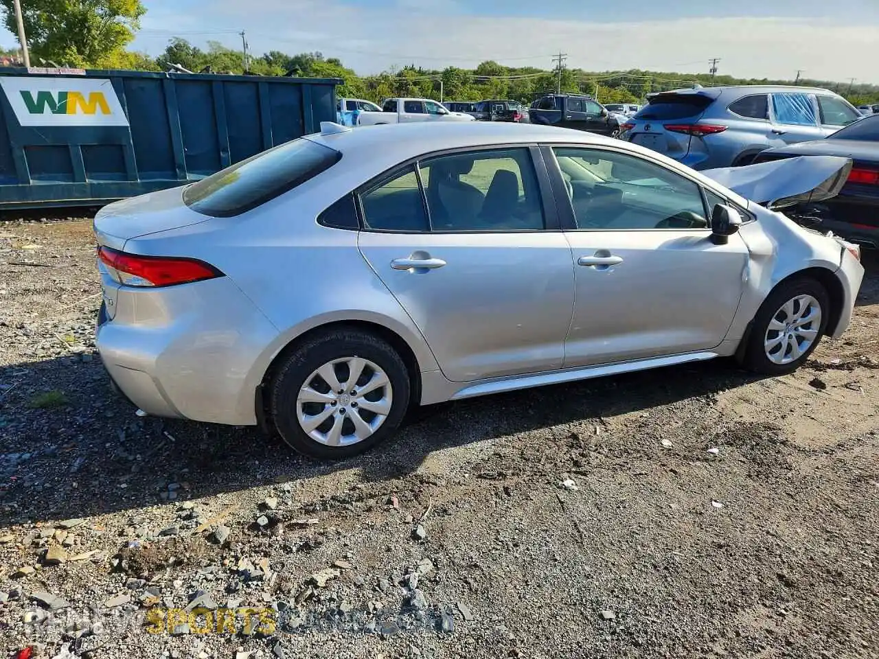 3 fotografías del automóvil dañado JTDBCMFE5R3036062 TOYOTA COROLLA 2024