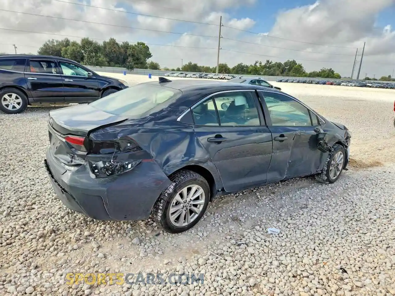 3 Photograph of a damaged car JTDBCMFE8R3051686 TOYOTA COROLLA 2024