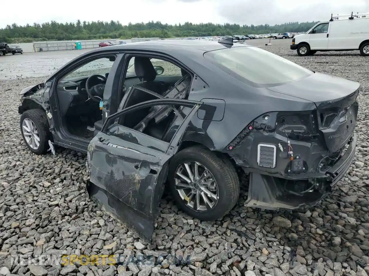 2 Photograph of a damaged car JTDBDMHE0R3013279 TOYOTA COROLLA 2024