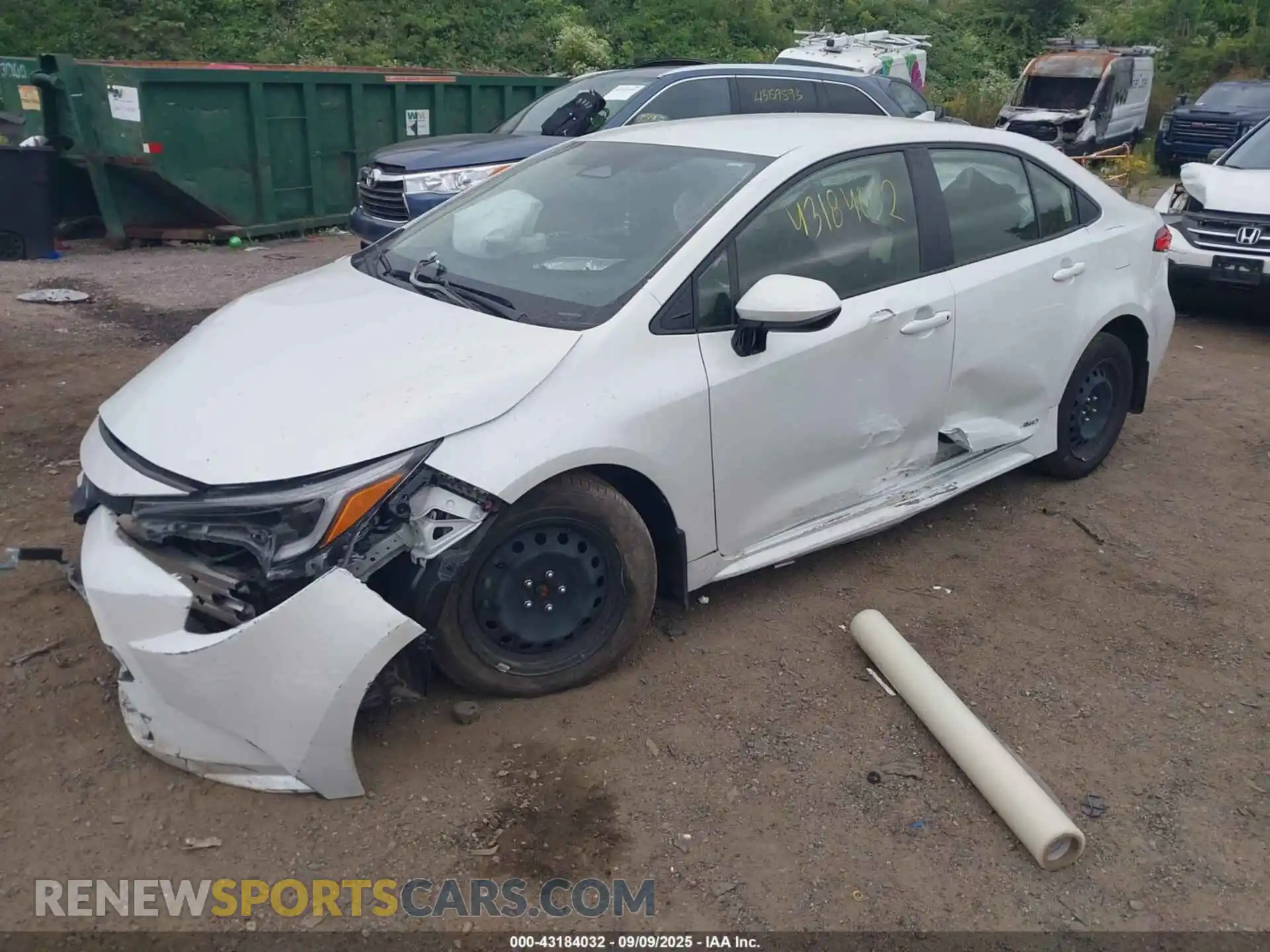 2 Photograph of a damaged car JTDBDMHE2RJ006037 TOYOTA COROLLA 2024
