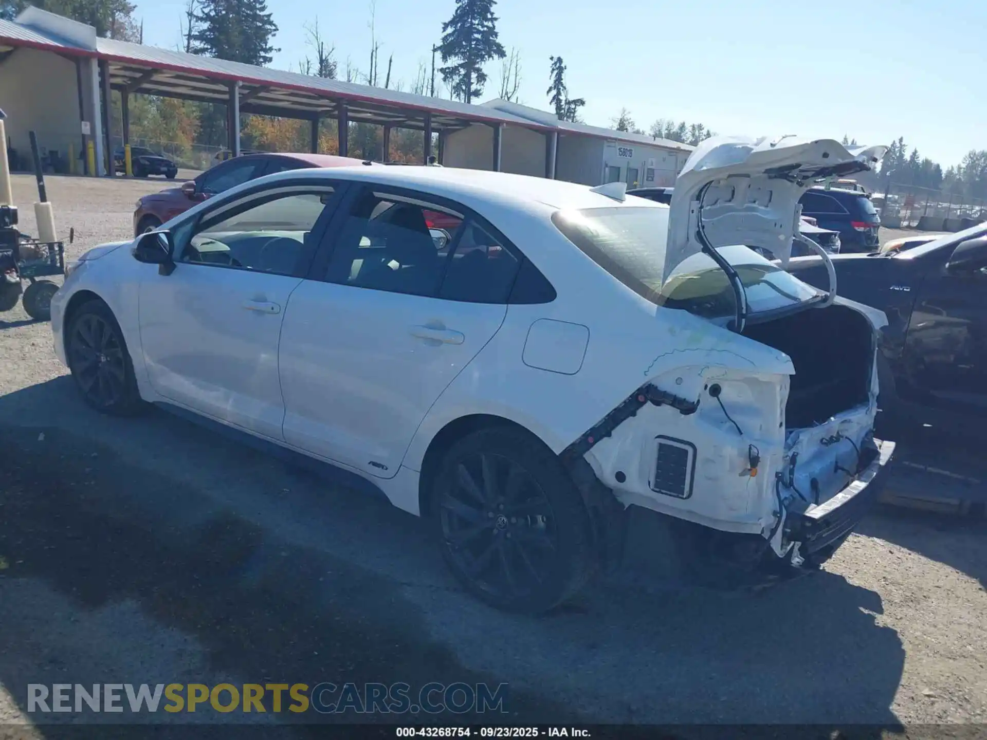 3 Photograph of a damaged car JTDBDMHE4R3008635 TOYOTA COROLLA 2024