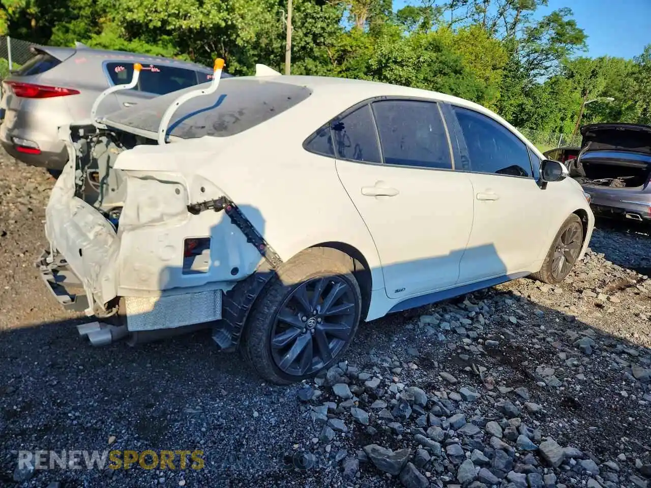 3 Photograph of a damaged car JTDBDMHE6R3014999 TOYOTA COROLLA 2024